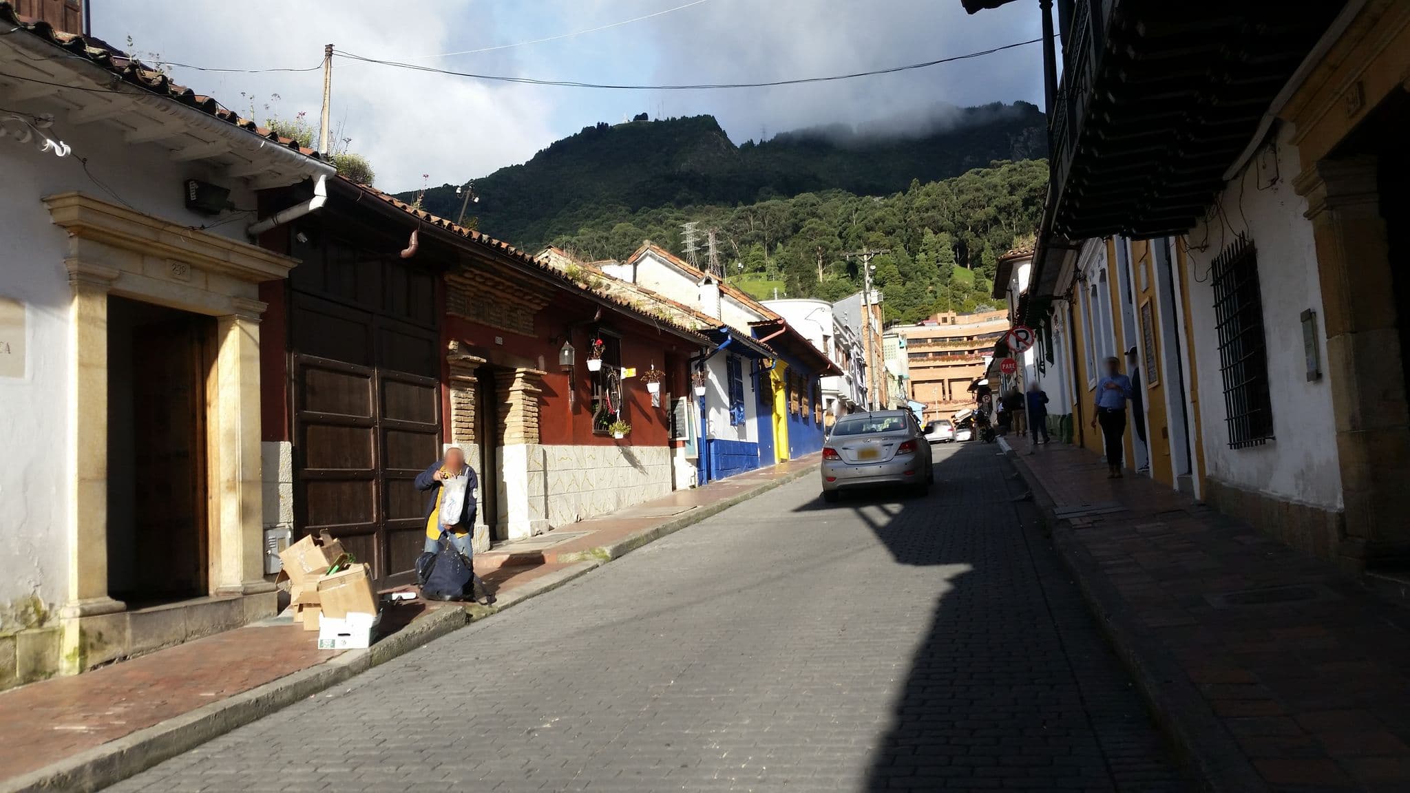 Street view near San Patricio Hostel, Bogotá — © ejegg (CC BY-SA · Mapillary)