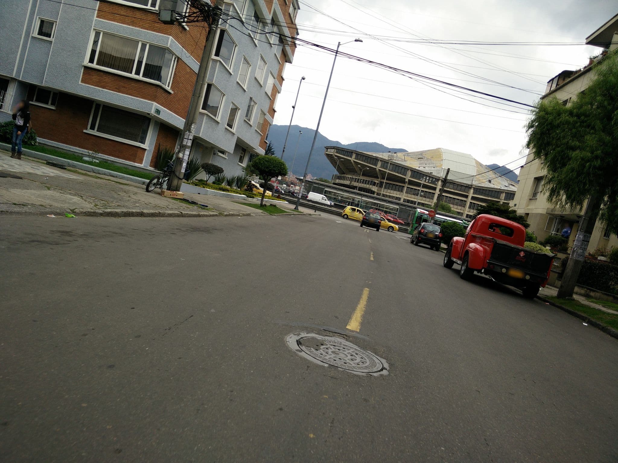 Street view near Hotel Comic City, Bogotá — © epiragauta (CC BY-SA · Mapillary)