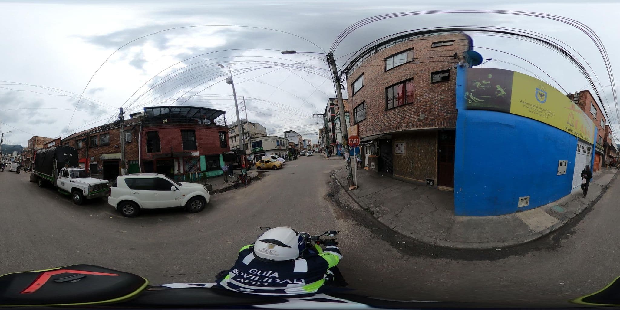 Street view near Residencias El Diamante, Barrio San Luis — © rbolivar (CC BY-SA · Mapillary)
