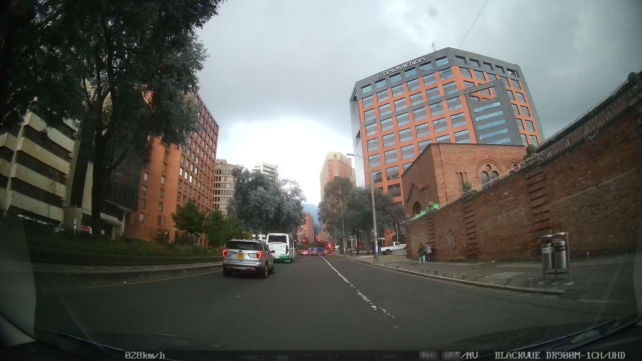 Street view near Asofondos De Colombia, Barrio San Luis — © kaart_4 (CC BY-SA · Mapillary)
