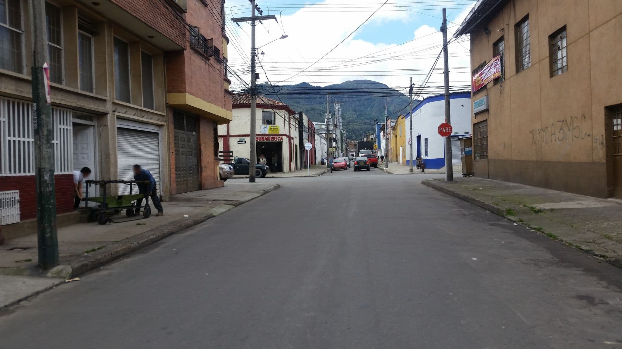 Street view near Ayala Buitrago Andrea, Bogotá — © ejegg (CC BY-SA · Mapillary)
