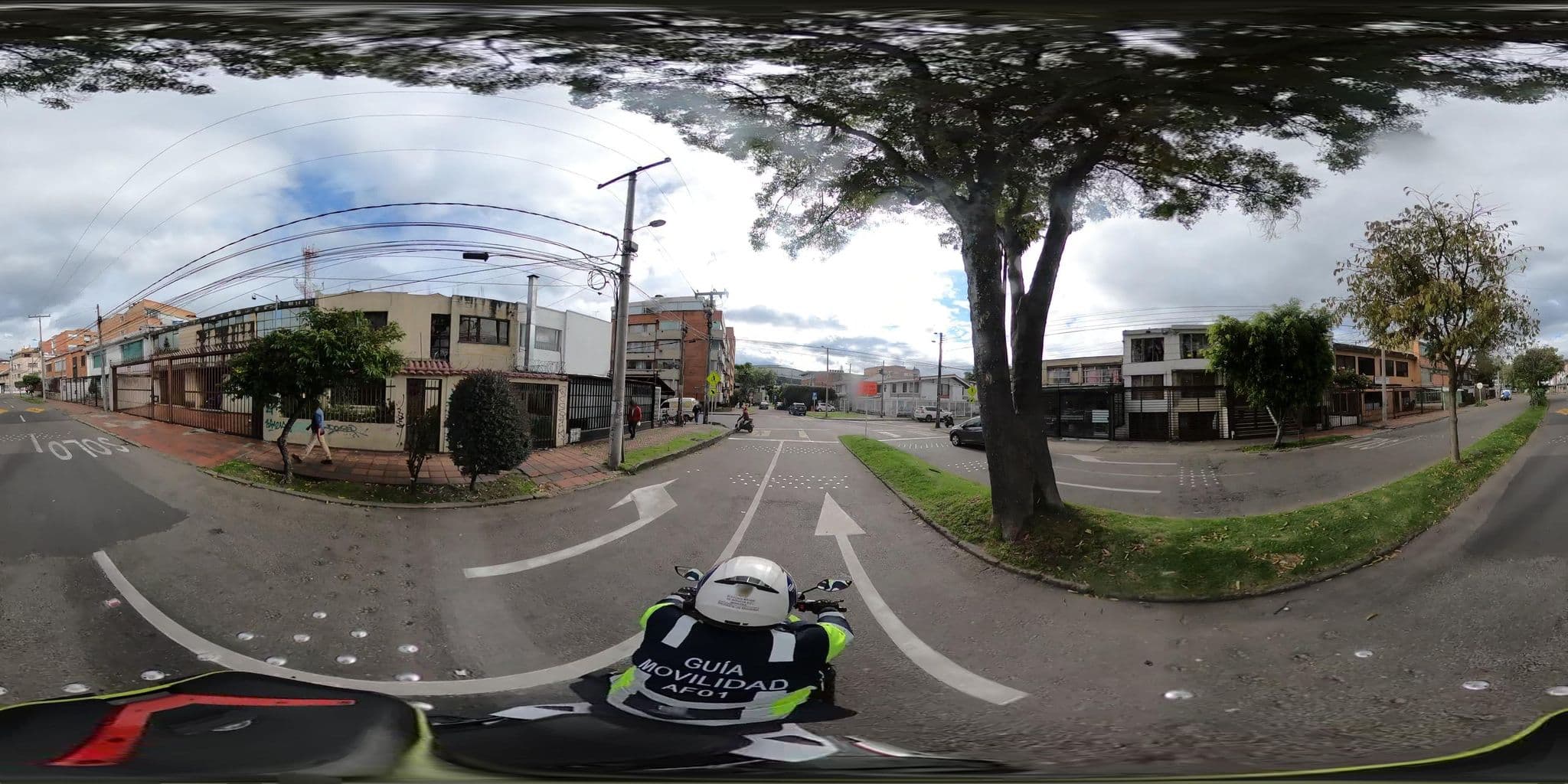 Street view near Hotel Las Terrazas, Bogotá — © krojasSDM (CC BY-SA · Mapillary)