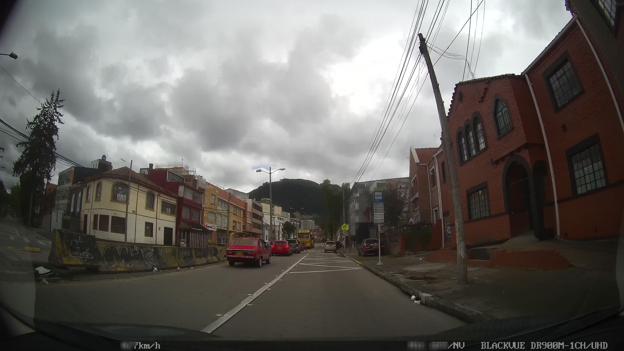 Street view near Hotel Dalon's Colonial, Bogotá — © kaart_4 (CC BY-SA · Mapillary)