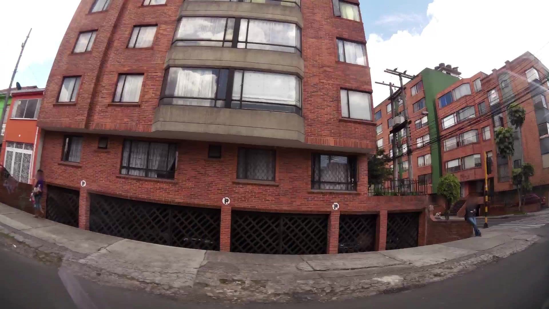 Street view near Charles52, Bogotá — © kaartcam (CC BY-SA · Mapillary)