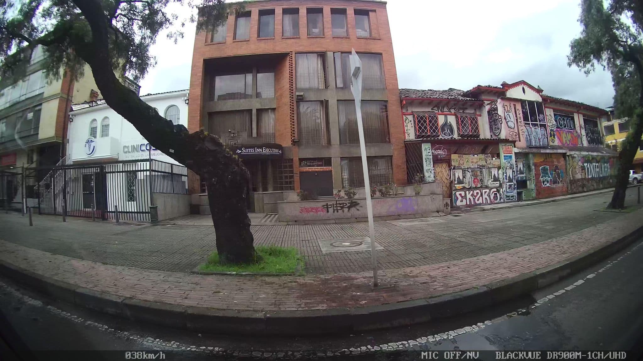 Street view near Casa Bogota Hotel, Bogotá — © kaart_4 (CC BY-SA · Mapillary)