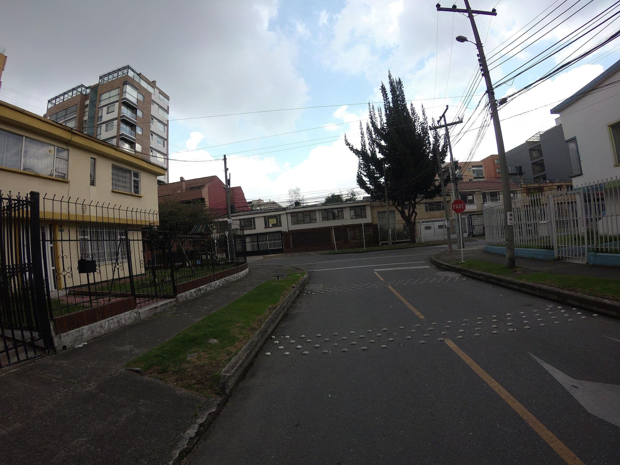 Street view near Santos de Piedra, Bogotá — © angoca (CC BY-SA · Mapillary)