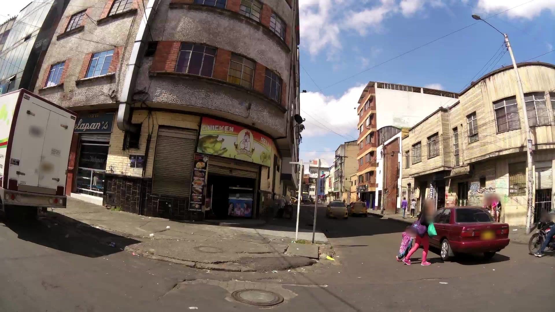 Street view near Hostal Club California, Bogotá — © kaartcam (CC BY-SA · Mapillary)