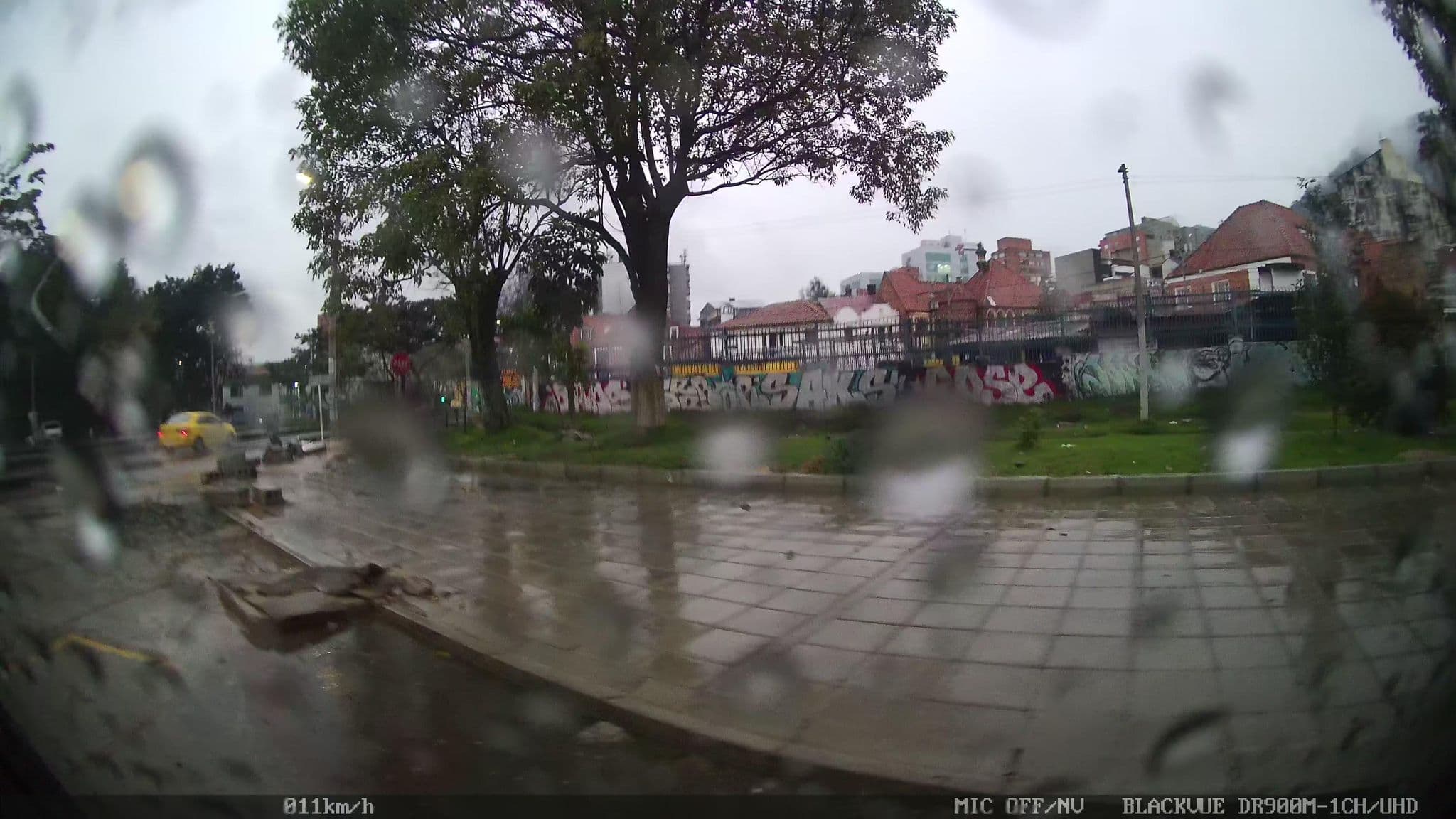 Street view near Hotel Olimpo Resort, Bogotá — © kaart_4 (CC BY-SA · Mapillary)