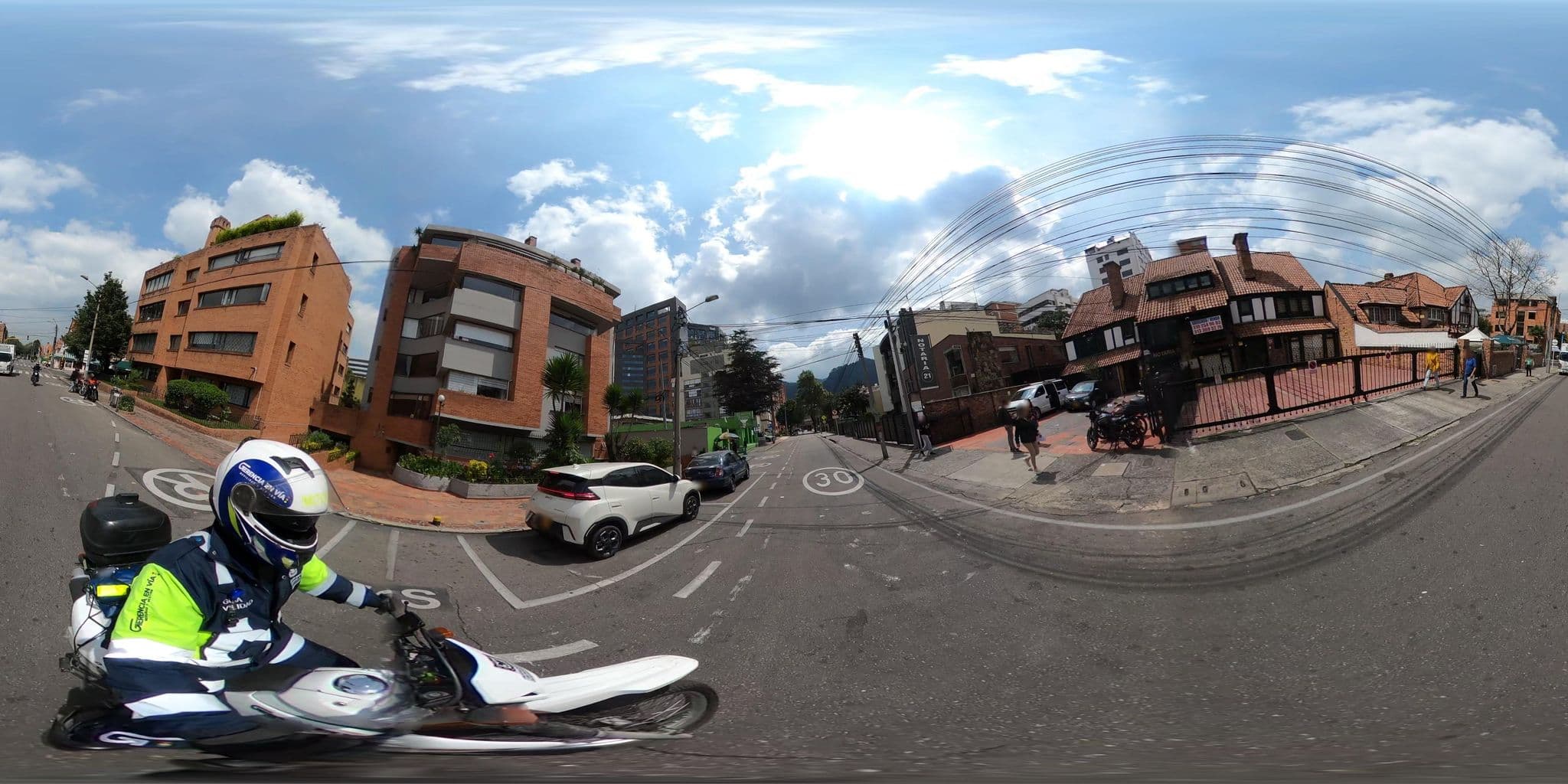 Street view near Ligano Suites, Barrio San Luis — © cgalindop (CC BY-SA · Mapillary)