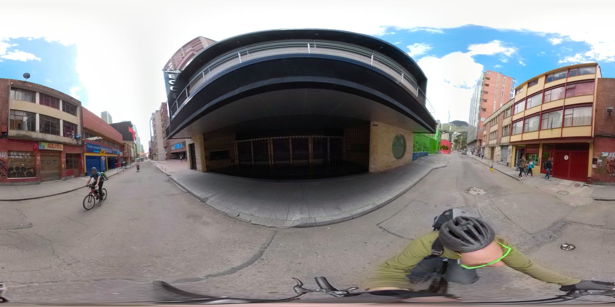 Street view near Club Campestre La Pradera, Bogotá — © ejegg (CC BY-SA · Mapillary)