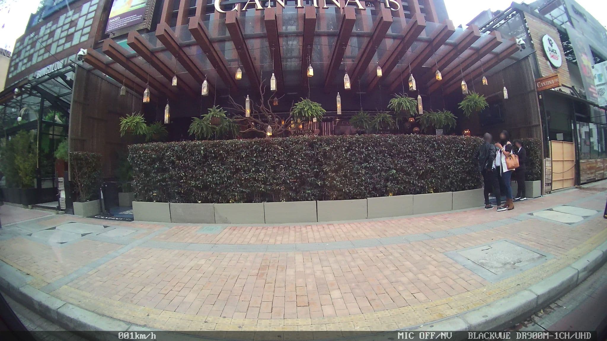 Street view near Hotel Quinto Bar, Barrio San Luis — © kaart_4 (CC BY-SA · Mapillary)