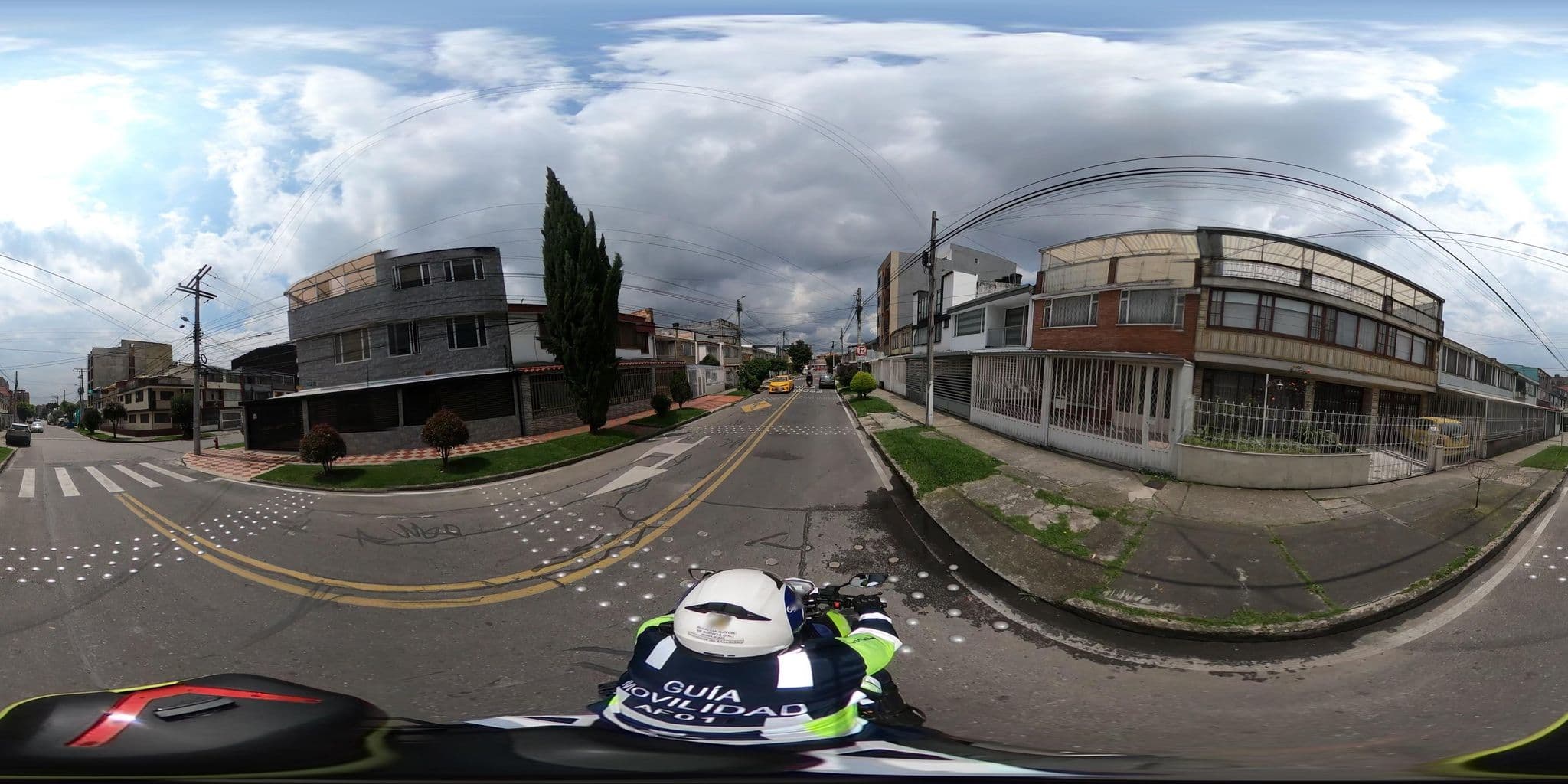 Street view near Hotel AR, Barrio San Luis — © cgalindop (CC BY-SA · Mapillary)