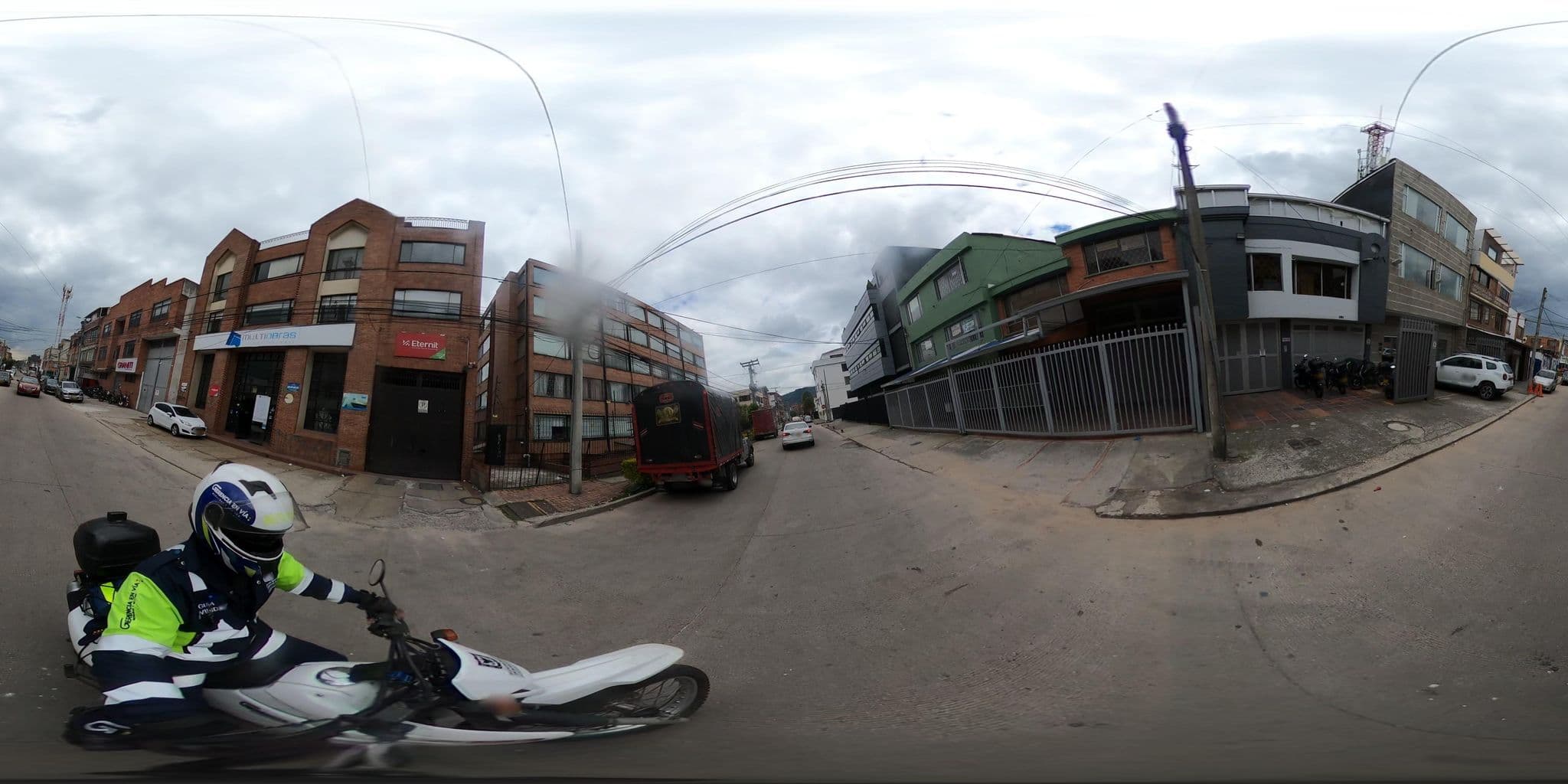 Street view near Blinsecurity, Barrio San Luis — © rbolivar (CC BY-SA · Mapillary)