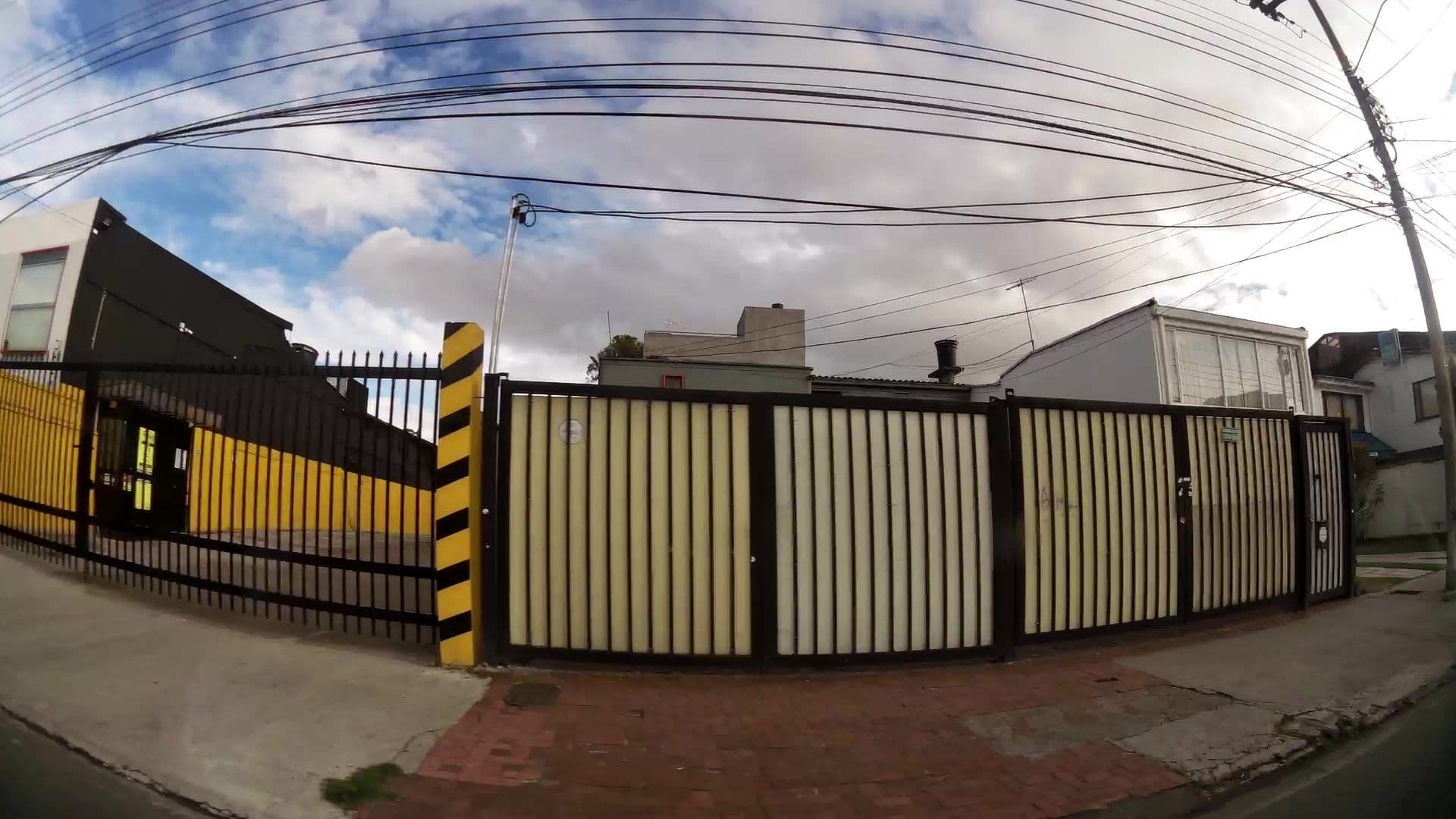 Street view near Casa Hotel Victoria, Barrio San Luis — © kaartcam (CC BY-SA · Mapillary)