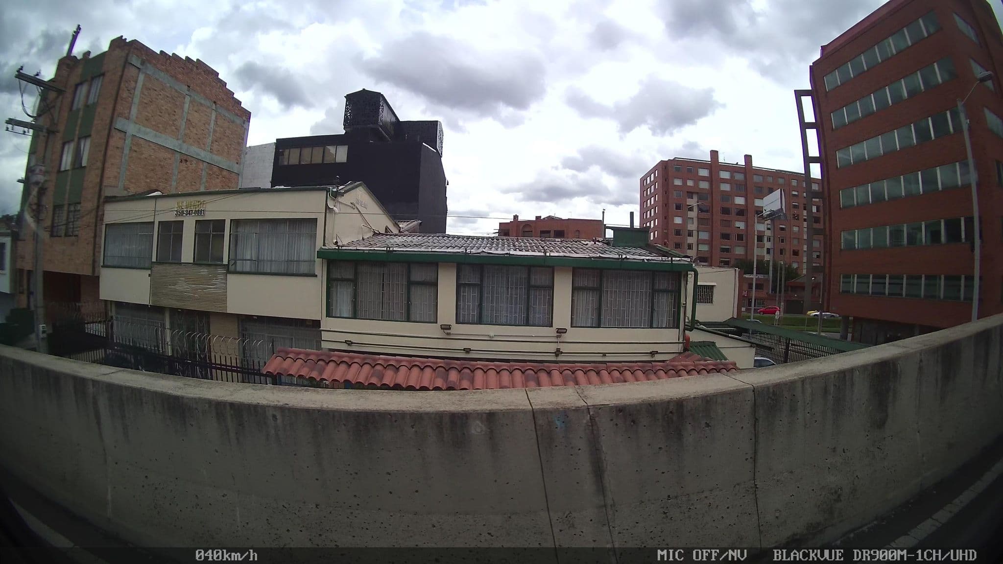 Street view near Hotel Charlie's Place, Barrio San Luis — © kaart_4 (CC BY-SA · Mapillary)