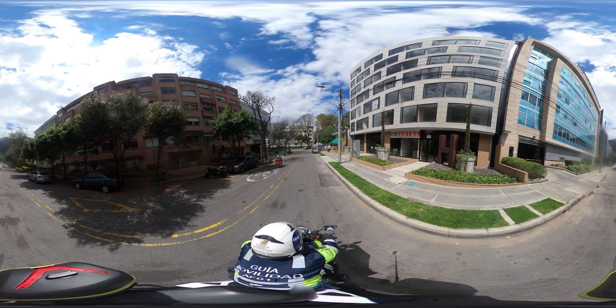 Street view near Hotel Suites Real 97, Barrio San Luis — © cgalindop (CC BY-SA · Mapillary)