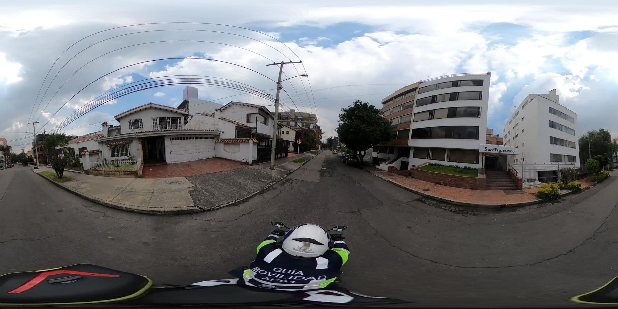 Street view near Hotel Obelisco, Barrio San Luis — © krojasSDM (CC BY-SA · Mapillary)