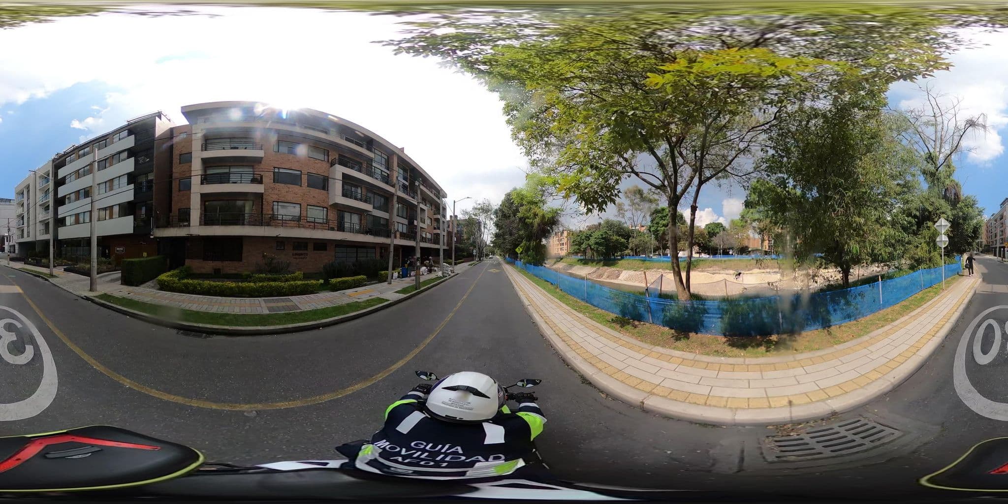 Street view near 109 suites, Barrio San Luis — © krojasSDM (CC BY-SA · Mapillary)