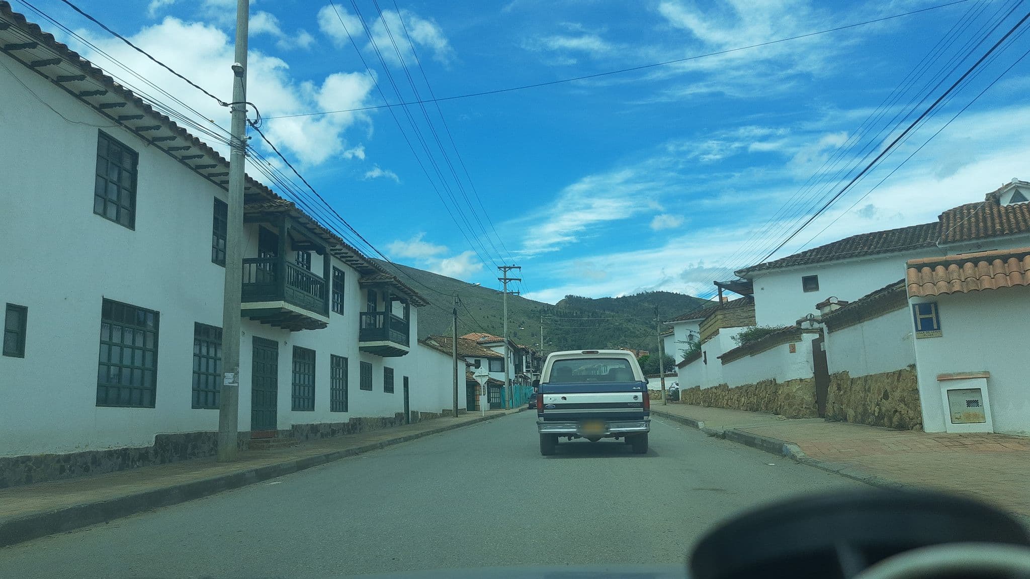 Street view near Hotel Abahunza, Villa de Leyva — © luiscame (CC BY-SA · Mapillary)