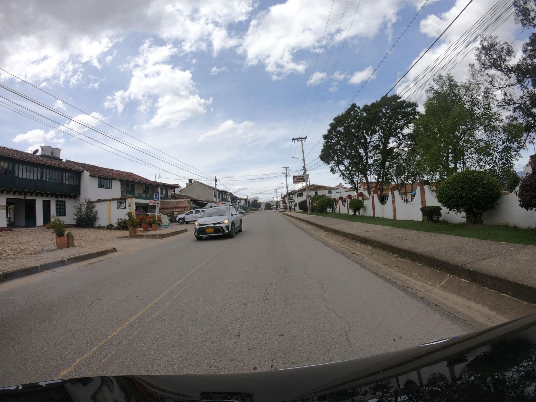 Street view near Hotel La Hormiga Villa de Leyva, Villa de Leyva — © angoca (CC BY-SA · Mapillary)