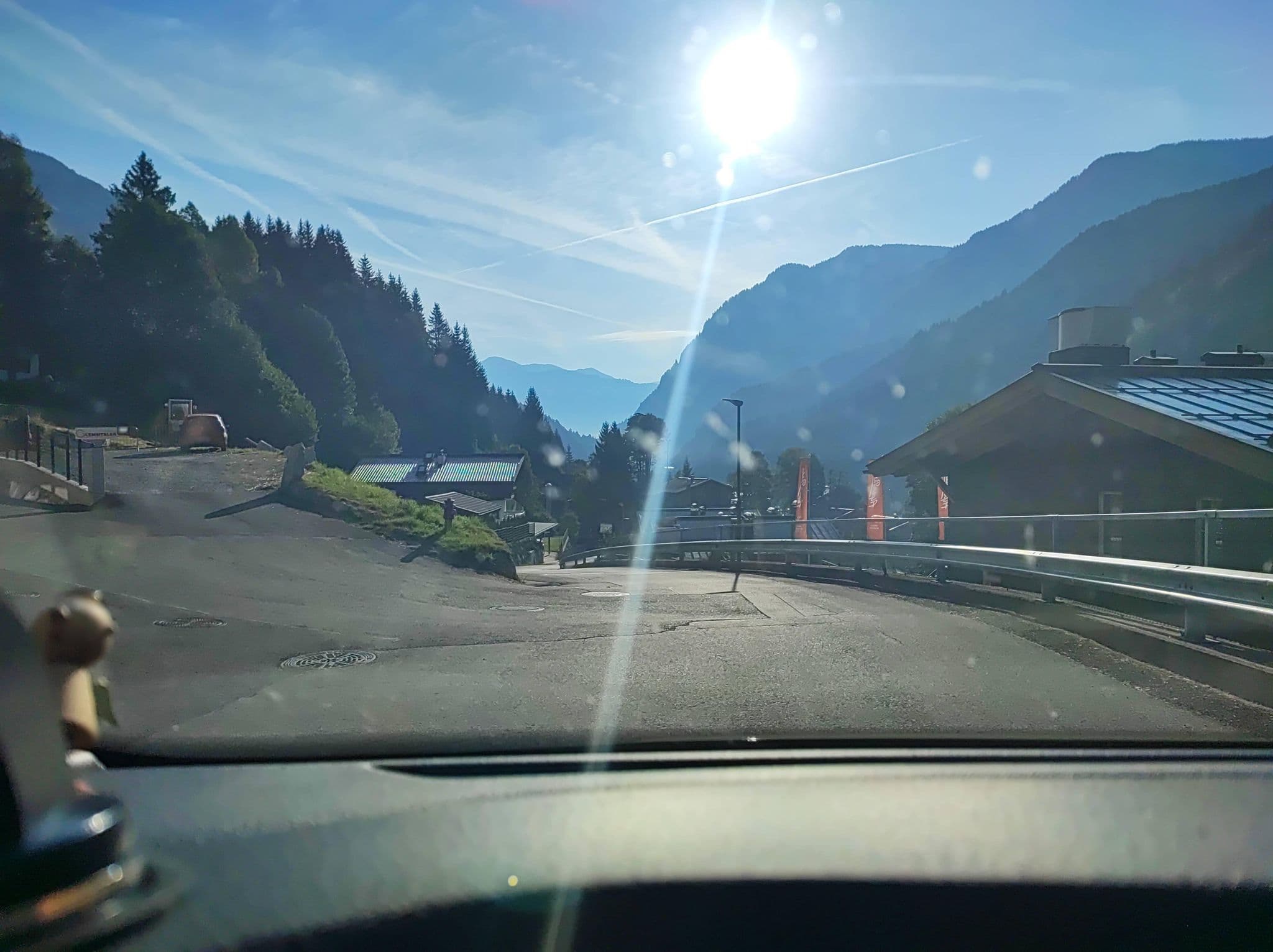 Street view near AlpenParks Apartment & Ferienresort Rehrenberg Viehhofen, Maishofen — © DietAugustin (CC BY-SA · Mapillary)