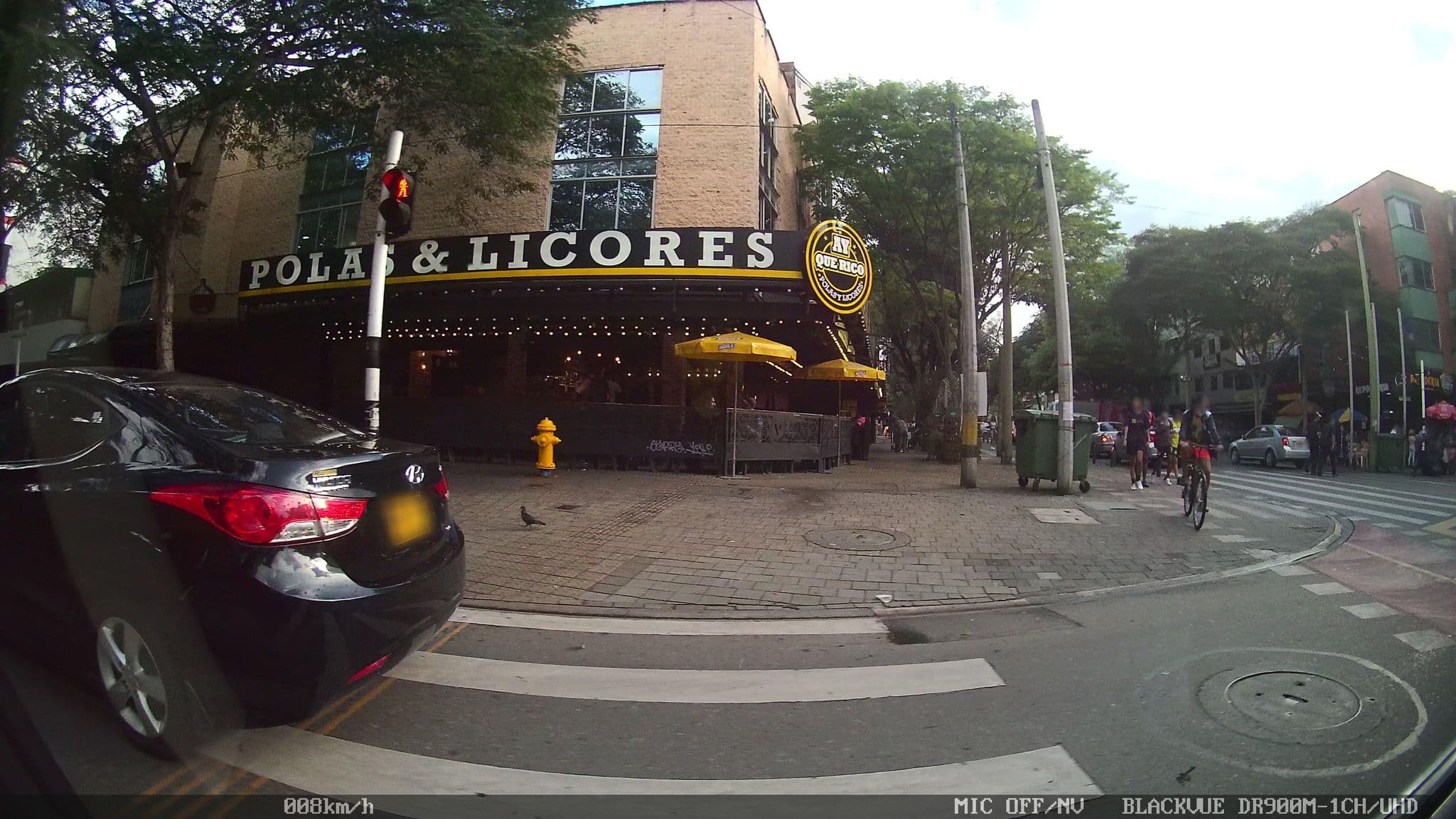 Street view near Le Manior Egina, Medellín — © kaart_4 (CC BY-SA · Mapillary)