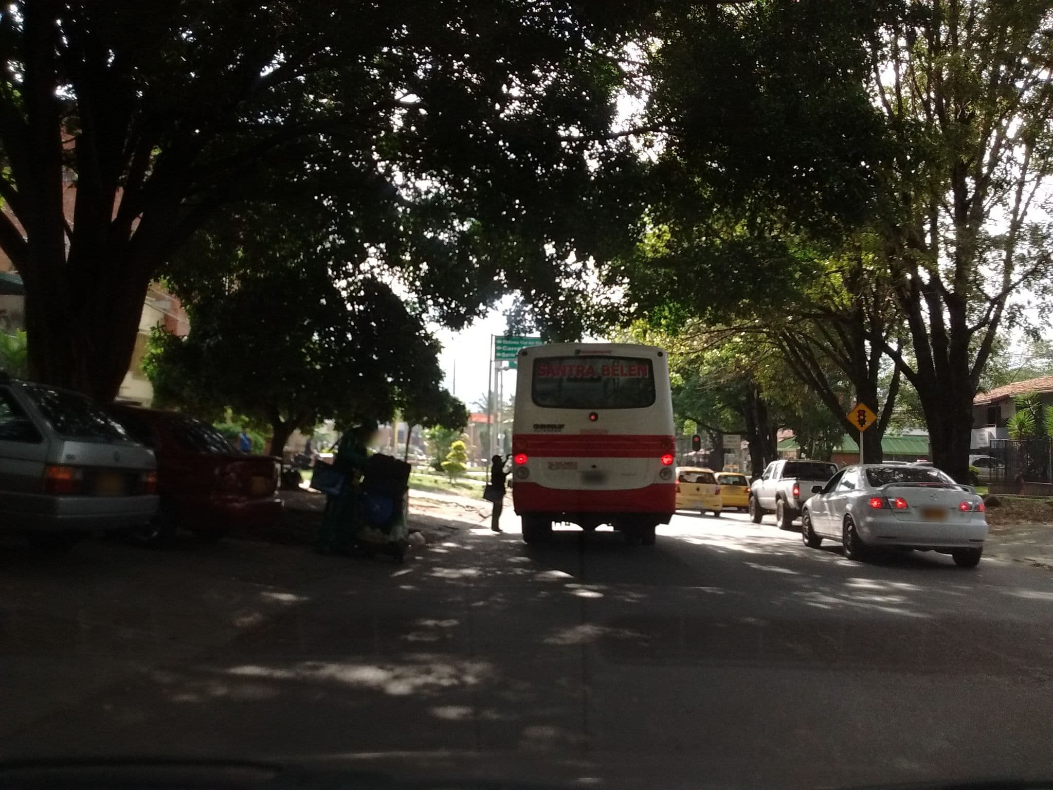 Street view near Hotel El Ensueño, Medellín — © kleper (CC BY-SA · Mapillary)