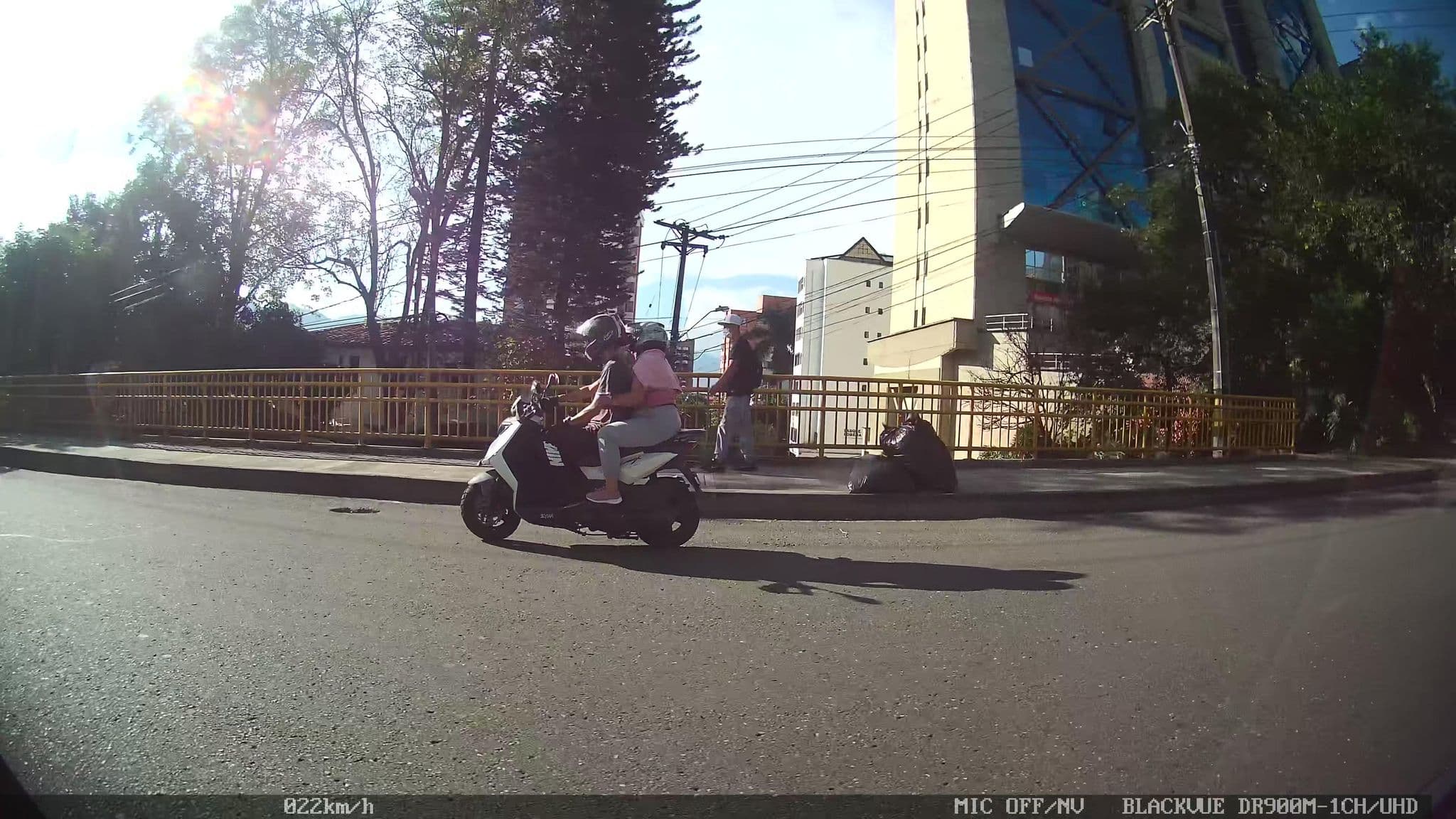 Street view near Hotel La Havana Vieja, Envigado — © kaart_4 (CC BY-SA · Mapillary)