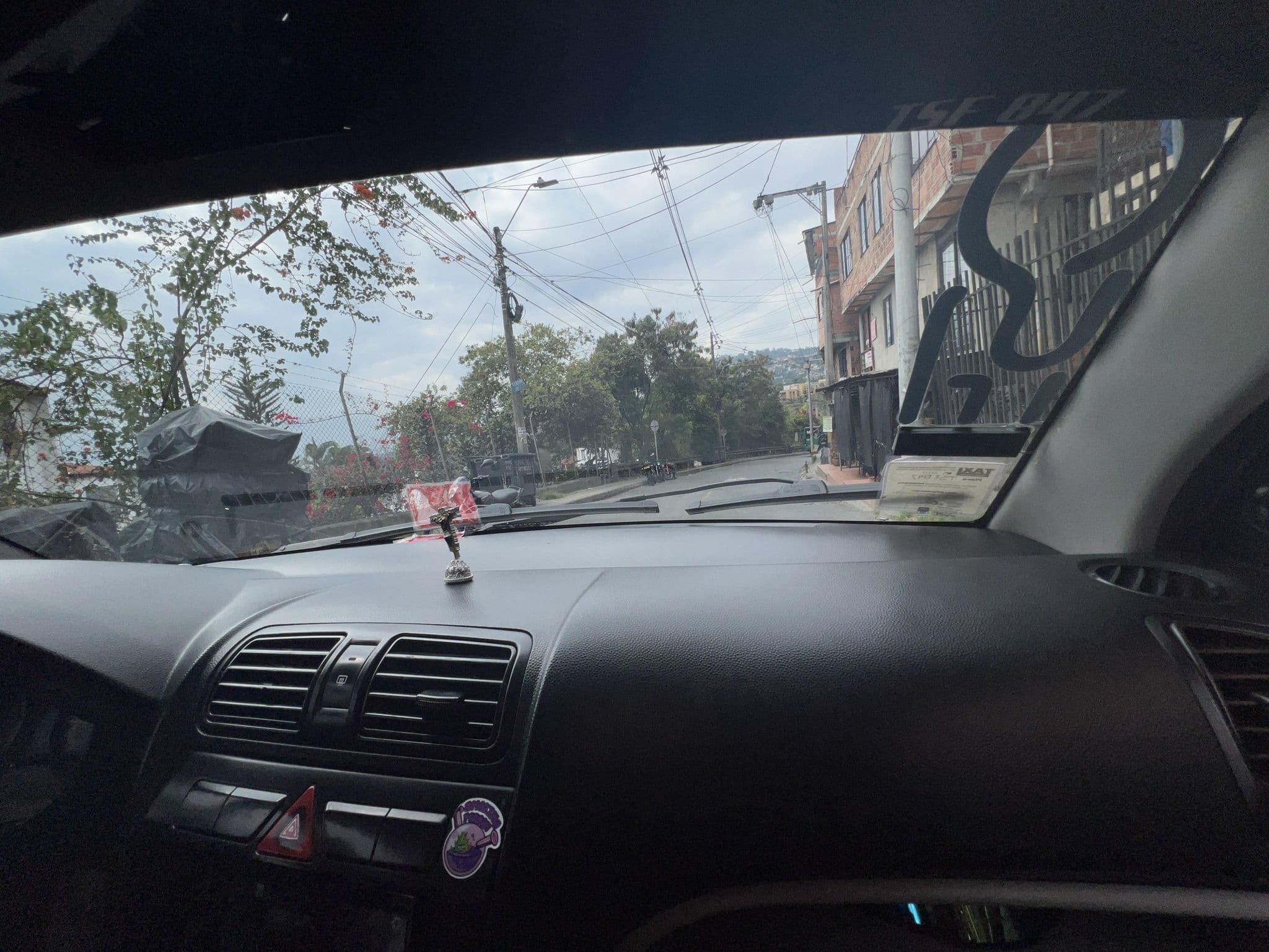 Street view near Abraham's Shack, Medellín — © cartografiasvitales (CC BY-SA · Mapillary)