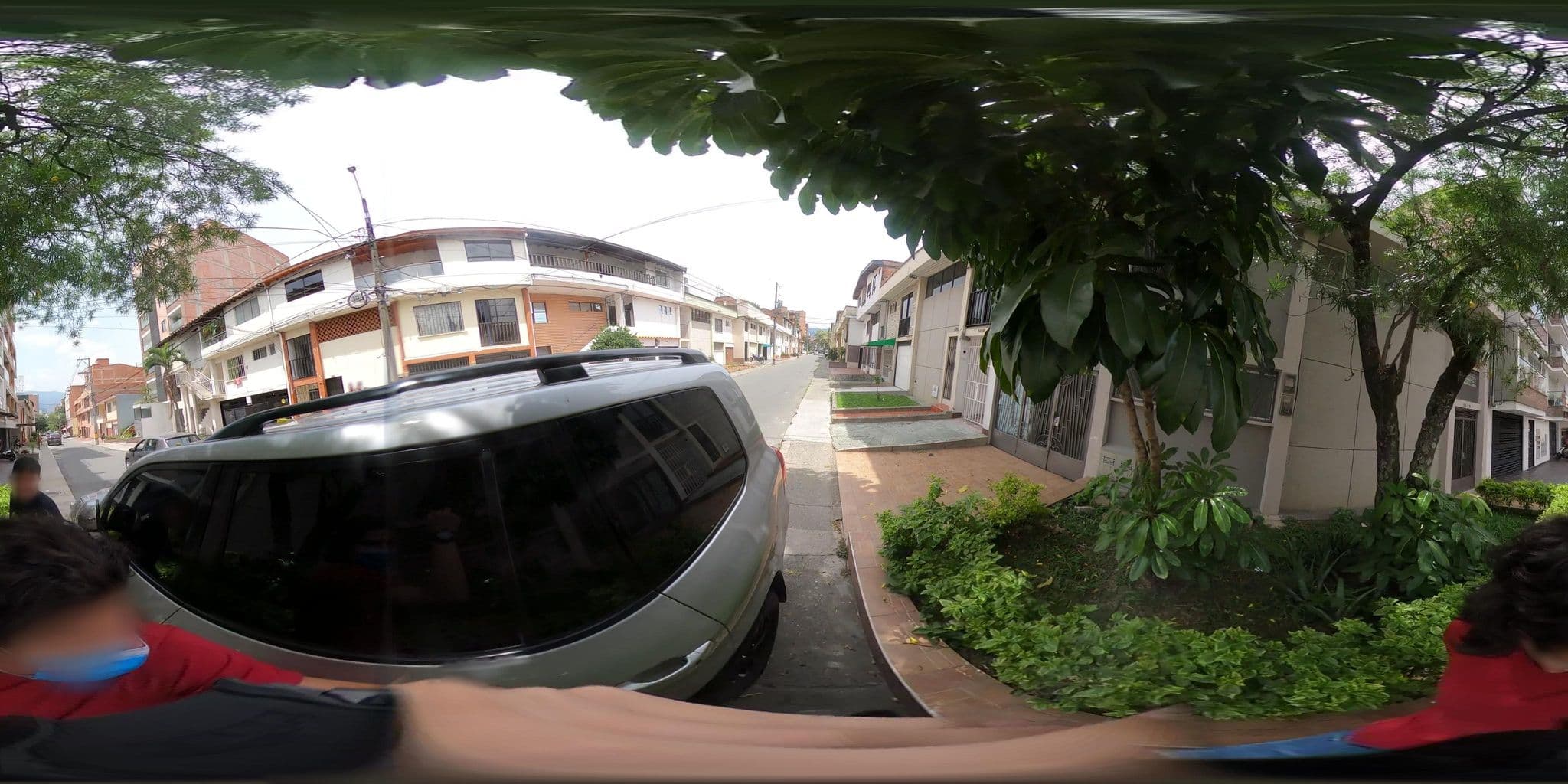 Street view near Hostal El Estudiante, Medellín — © anfezagus (CC BY-SA · Mapillary)