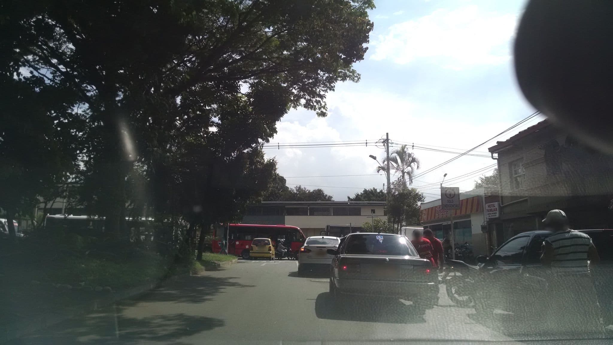 Street view near Hotel Familiar, Medellín — © kleper (CC BY-SA · Mapillary)