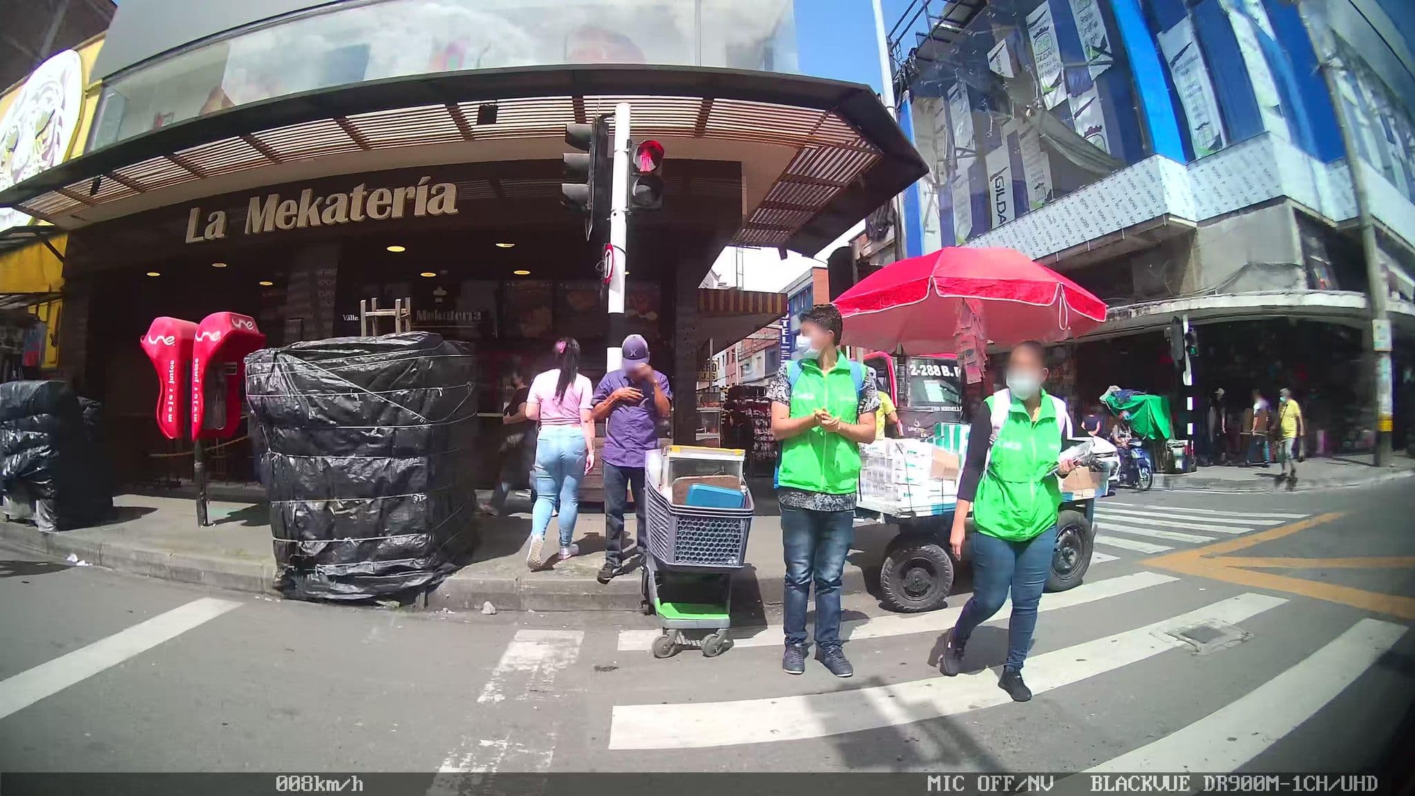 Street view near Hotel El Roble, Medellín — © kaart_4 (CC BY-SA · Mapillary)