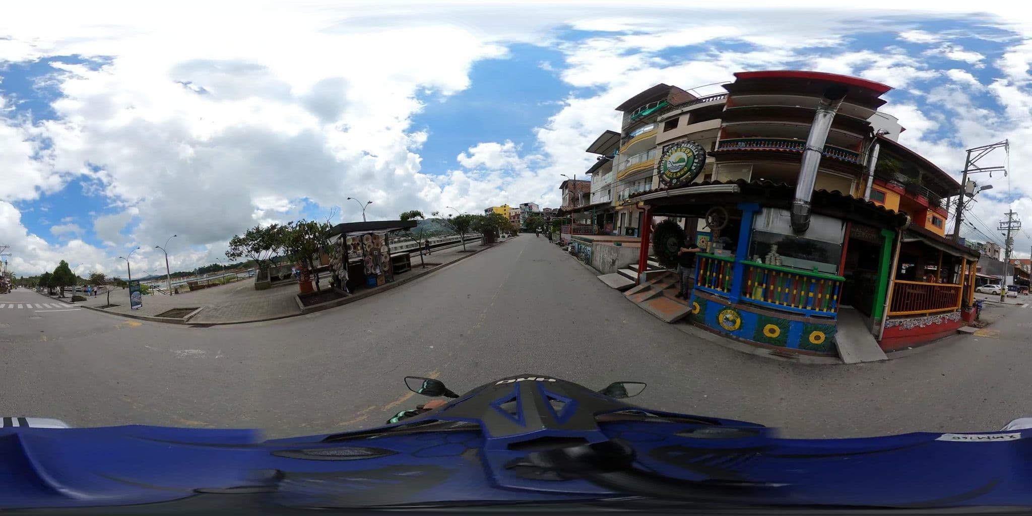 Street view near Hospedaje Guatape, Guatapé — © 360recorrido (CC BY-SA · Mapillary)