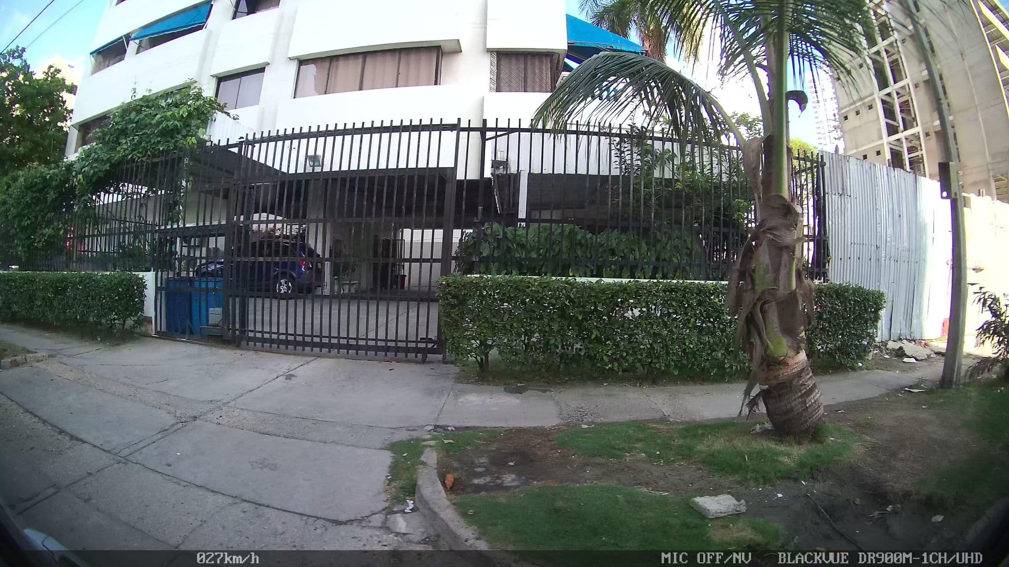 Street view near Tequendama Inn Cartagena de Indias, Cartagena — © kaart_2 (CC BY-SA · Mapillary)