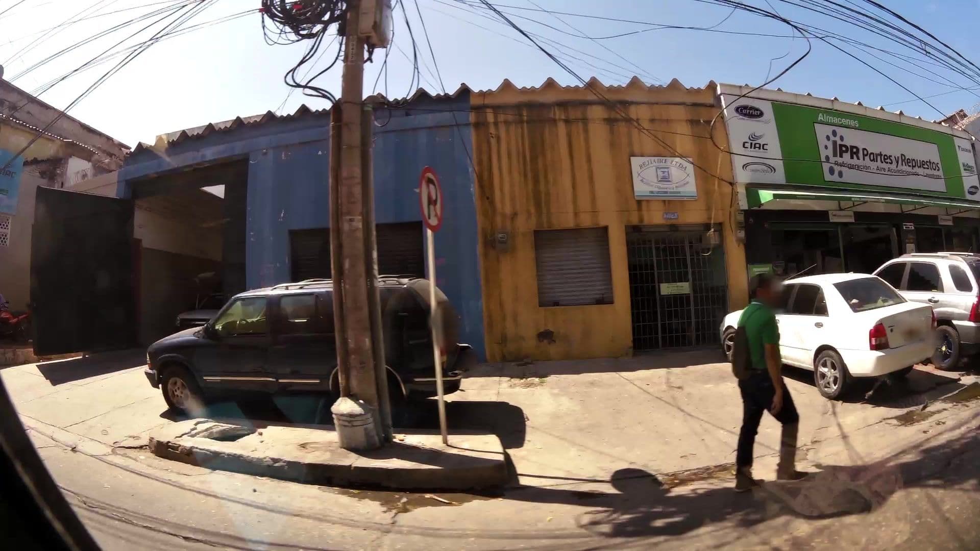 Street view near Hotel Imperio Chino, Barranquilla — © kaartcam (CC BY-SA · Mapillary)