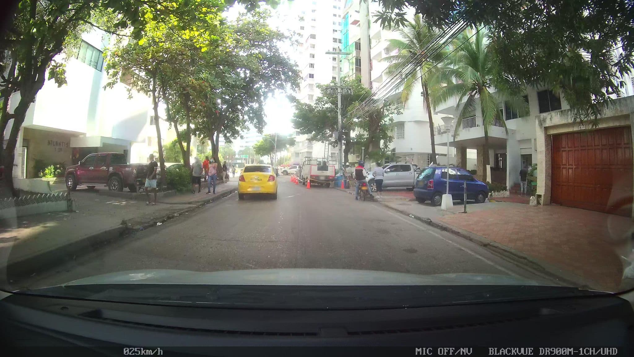 Street view near Apartamento Amoblado Mirador del Laguito, Cartagena — © kaart_2 (CC BY-SA · Mapillary)