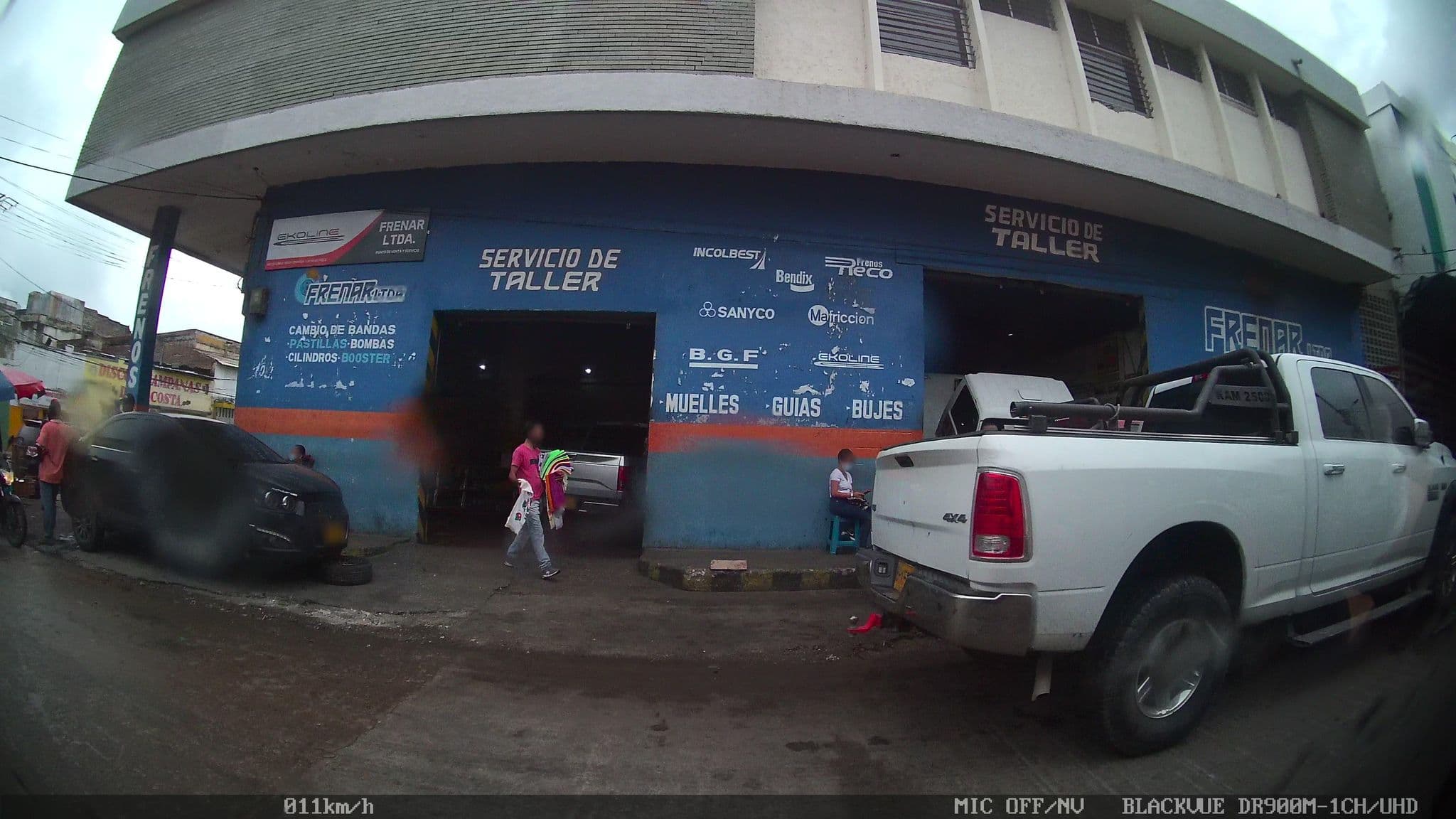 Street view near Residencias Yalú, Barranquilla — © kaart_2 (CC BY-SA · Mapillary)
