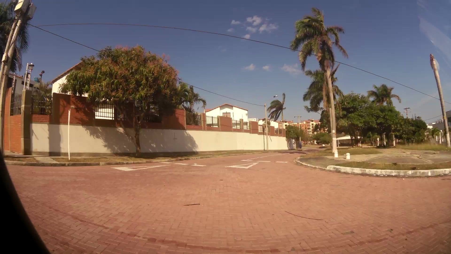 Street view near Madeleine inn norte, Barranquilla — © kaartcam (CC BY-SA · Mapillary)