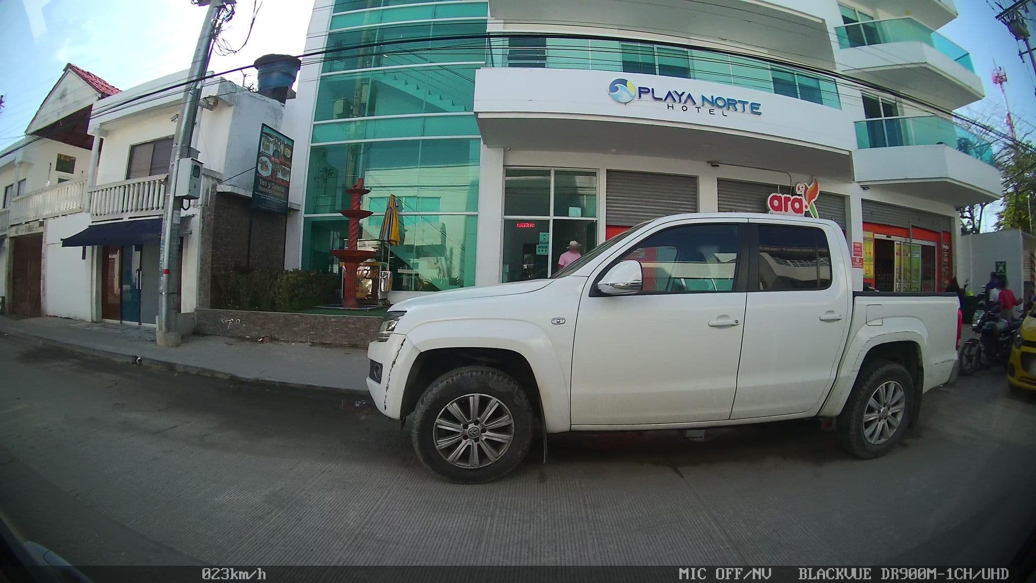 Street view near Hotel Playa Norte by DOT Light, Cartagena — © kaart_2 (CC BY-SA · Mapillary)