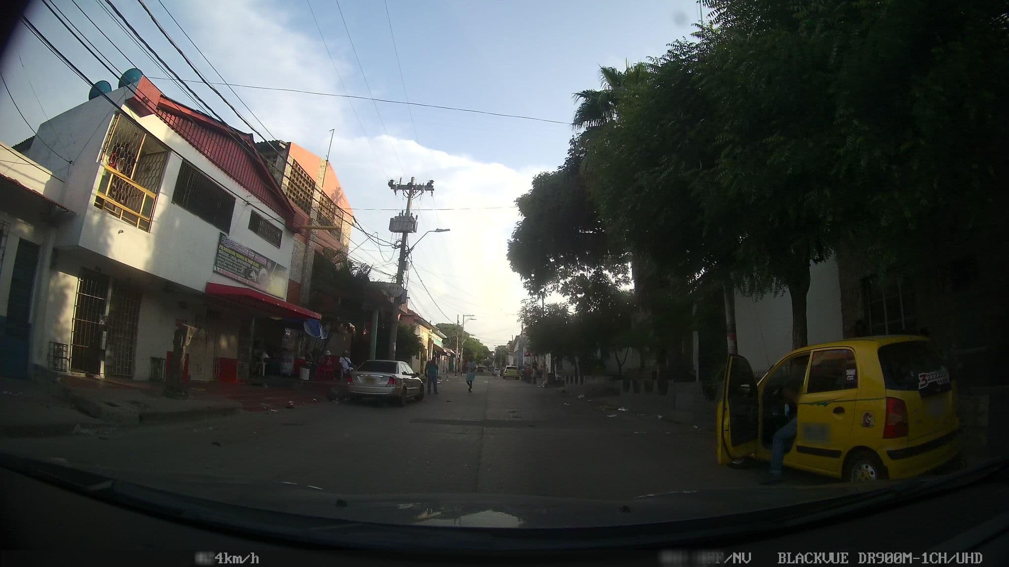 Street view near Hotel Flamingos, Barranquilla — © kaart_2 (CC BY-SA · Mapillary)