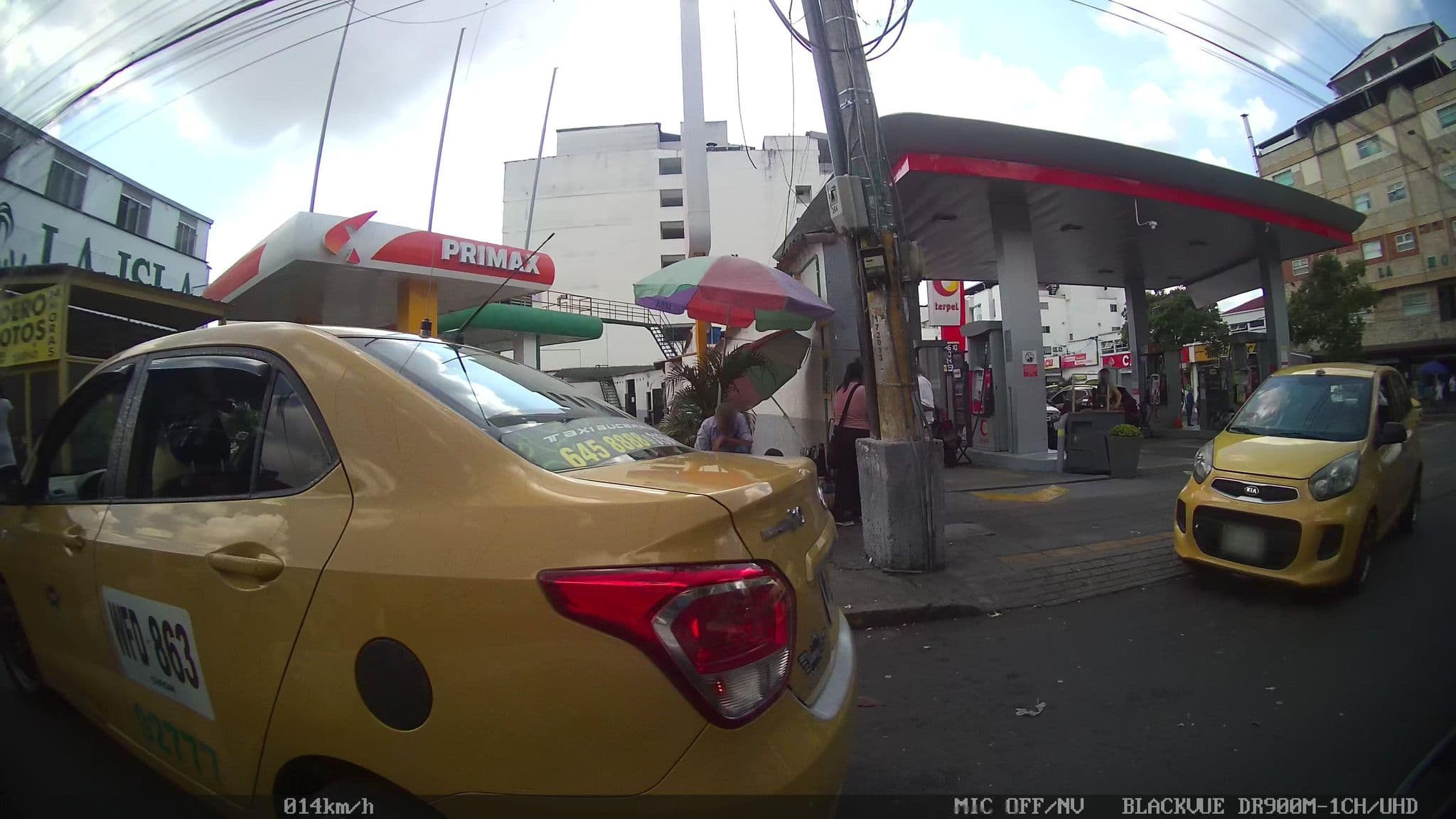 Street view near Estadero Motel Los Ganzos, Bucaramanga — © kaart_2 (CC BY-SA · Mapillary)
