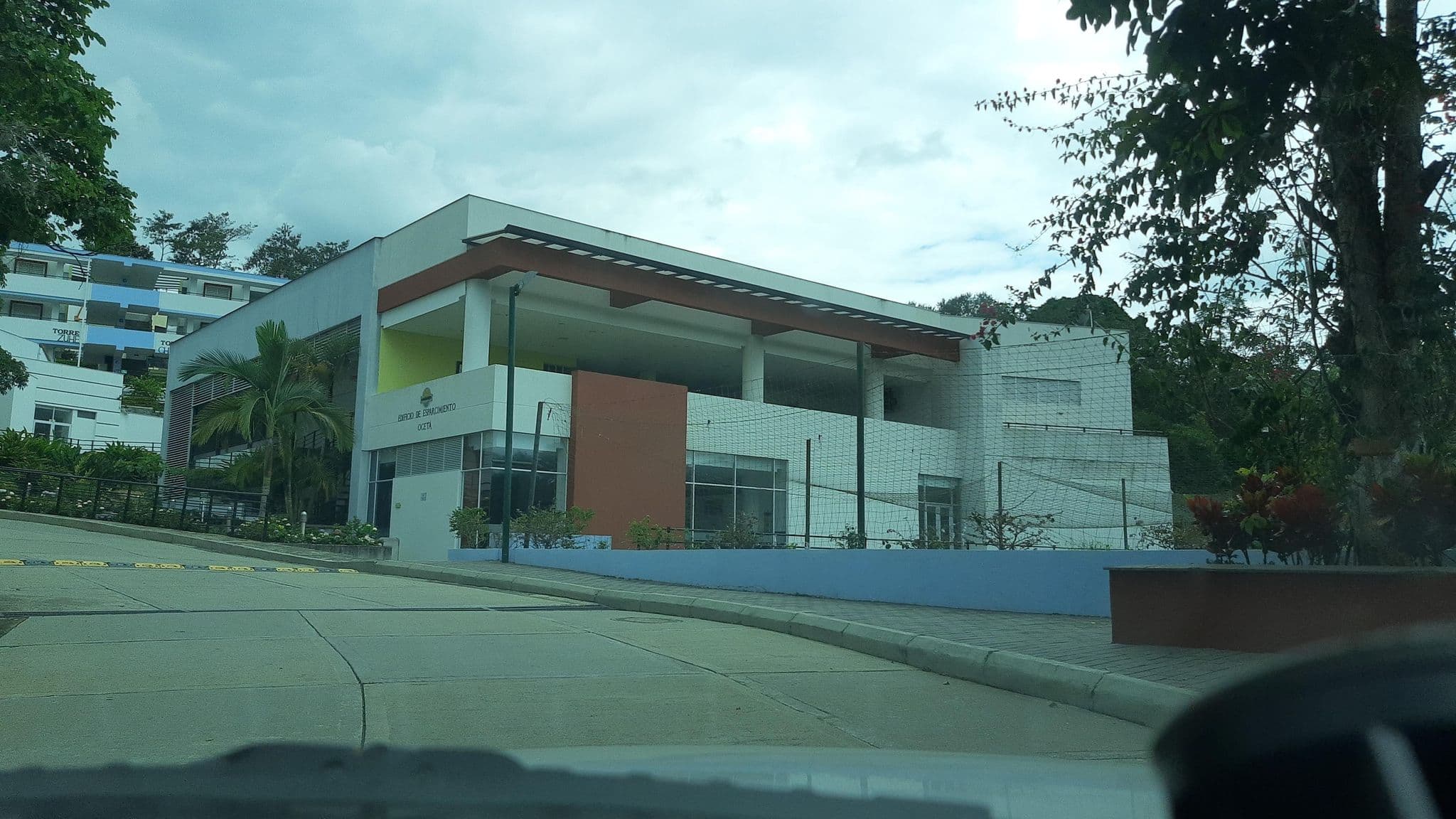 Street view near Canapro Hotel Y Centro Recreacioal, Moniquirá — © luiscame (CC BY-SA · Mapillary)