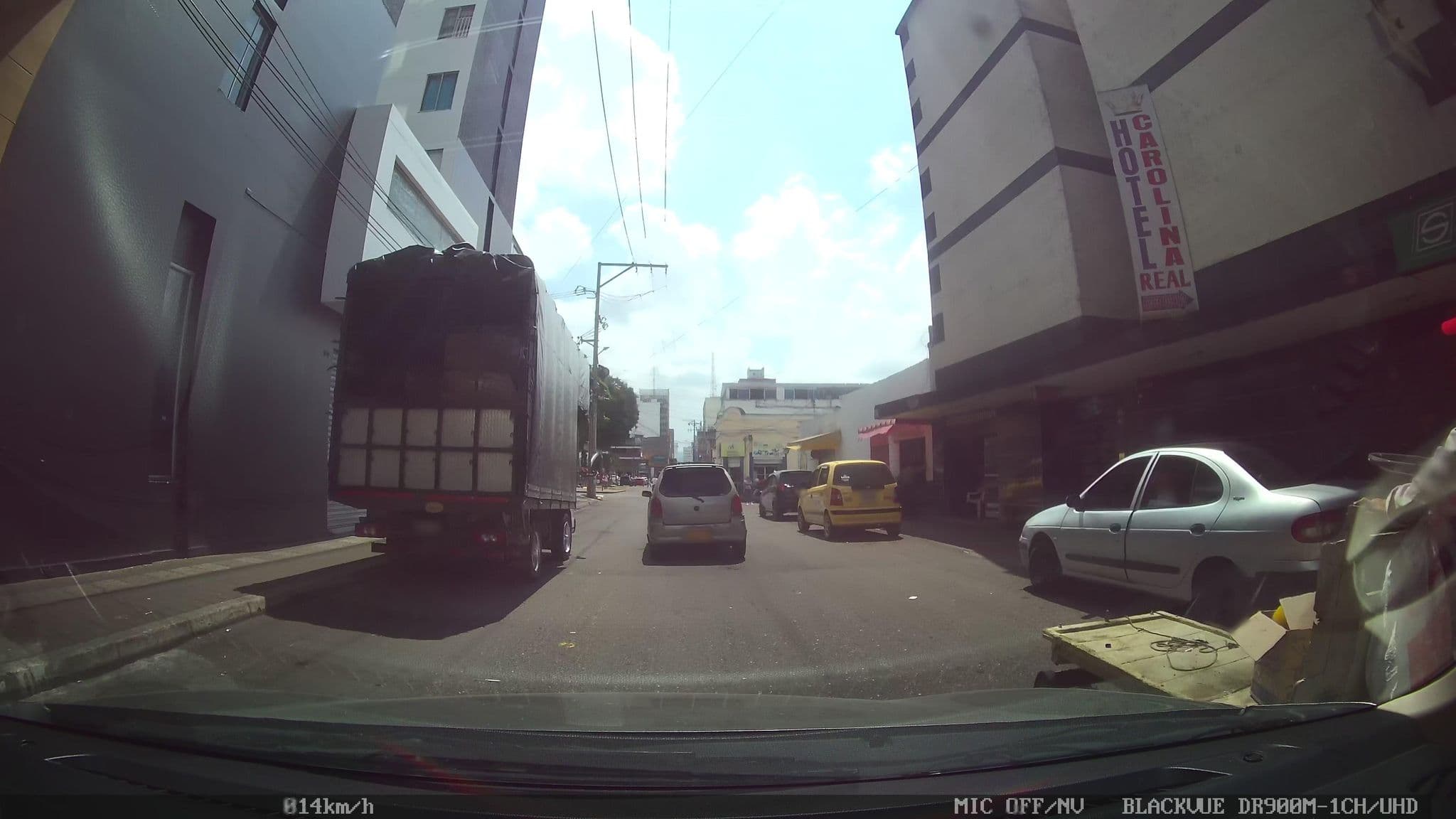 Street view near Hotel Selecto, Bucaramanga — © kaart_2 (CC BY-SA · Mapillary)