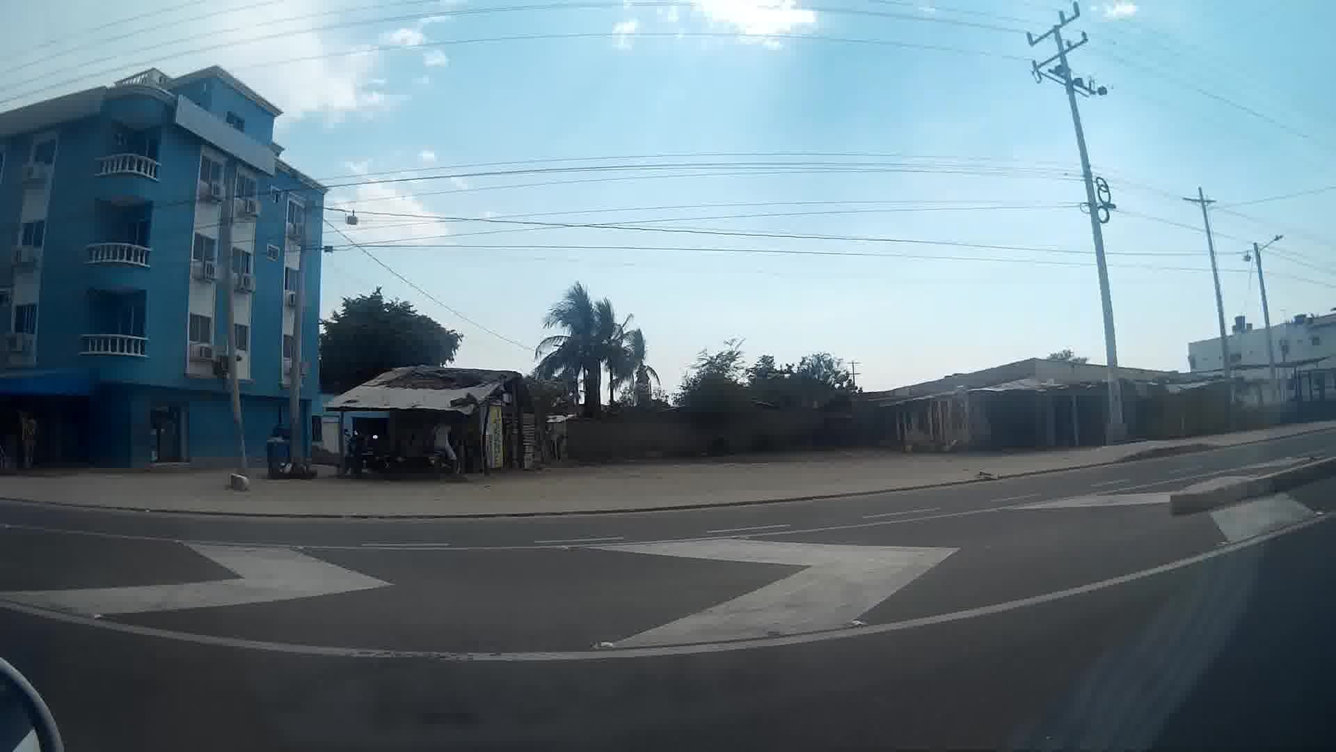 Street view near Hostal Central, Santa Marta — © humano (CC BY-SA · Mapillary)