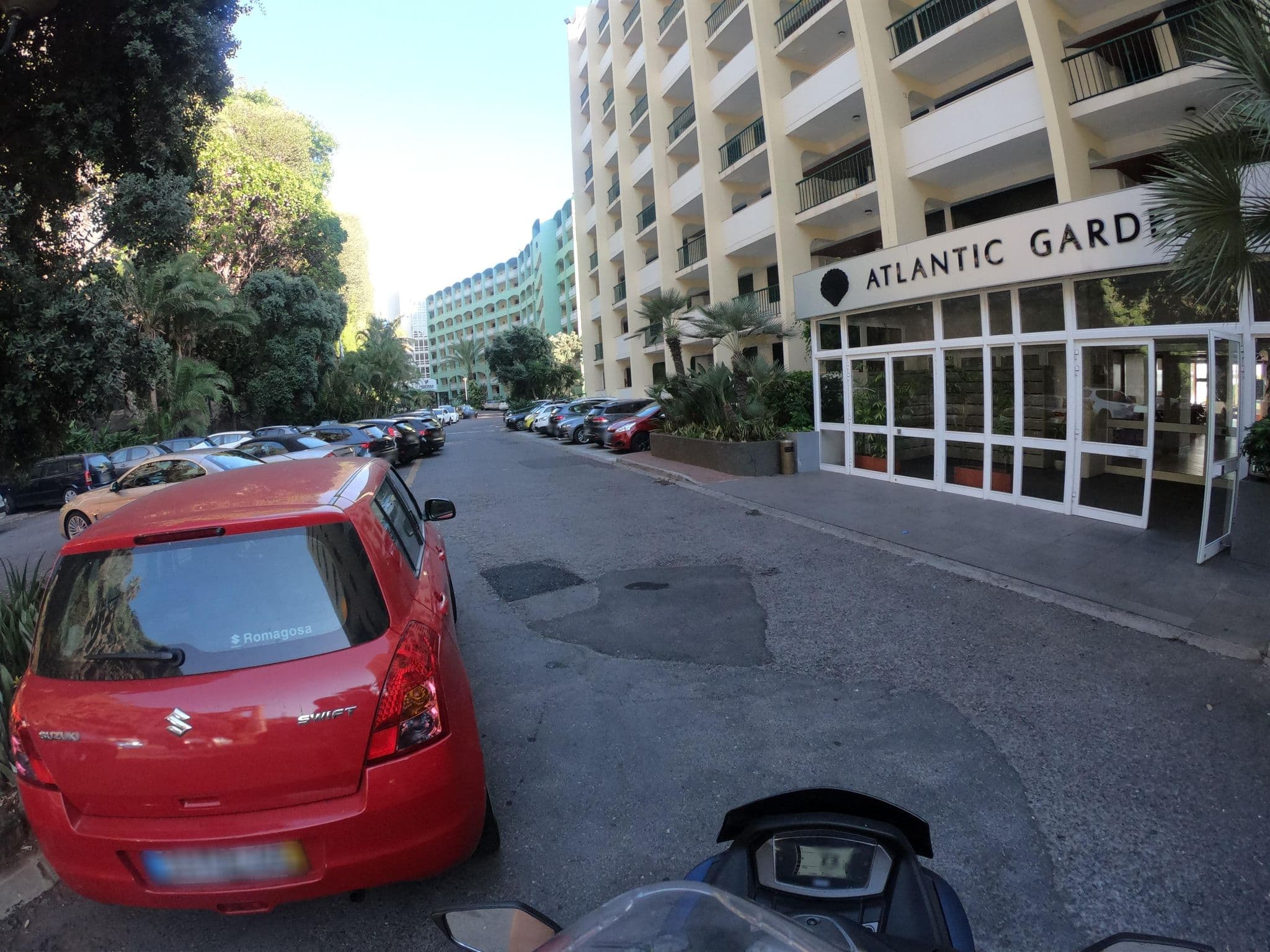 Street view near Bed - Miles Otta town In a nice but "£38 For a Crap Buffet" And  "£5 a Pint" Hotel, São Martinho — © filipesilva (CC BY-SA · Mapillary)