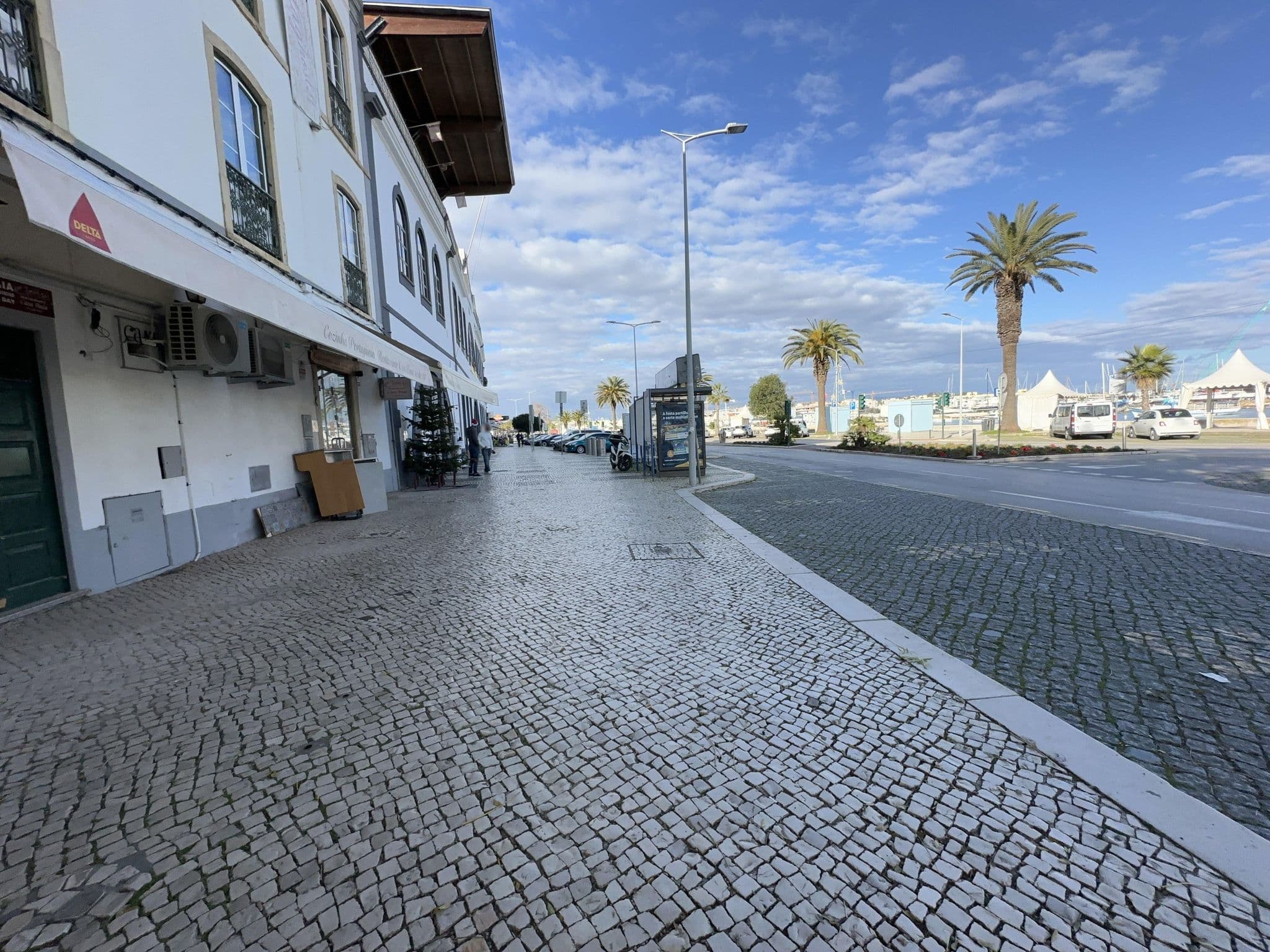 Street view near Tag Hostel, Lagos — © varun959 (CC BY-SA · Mapillary)