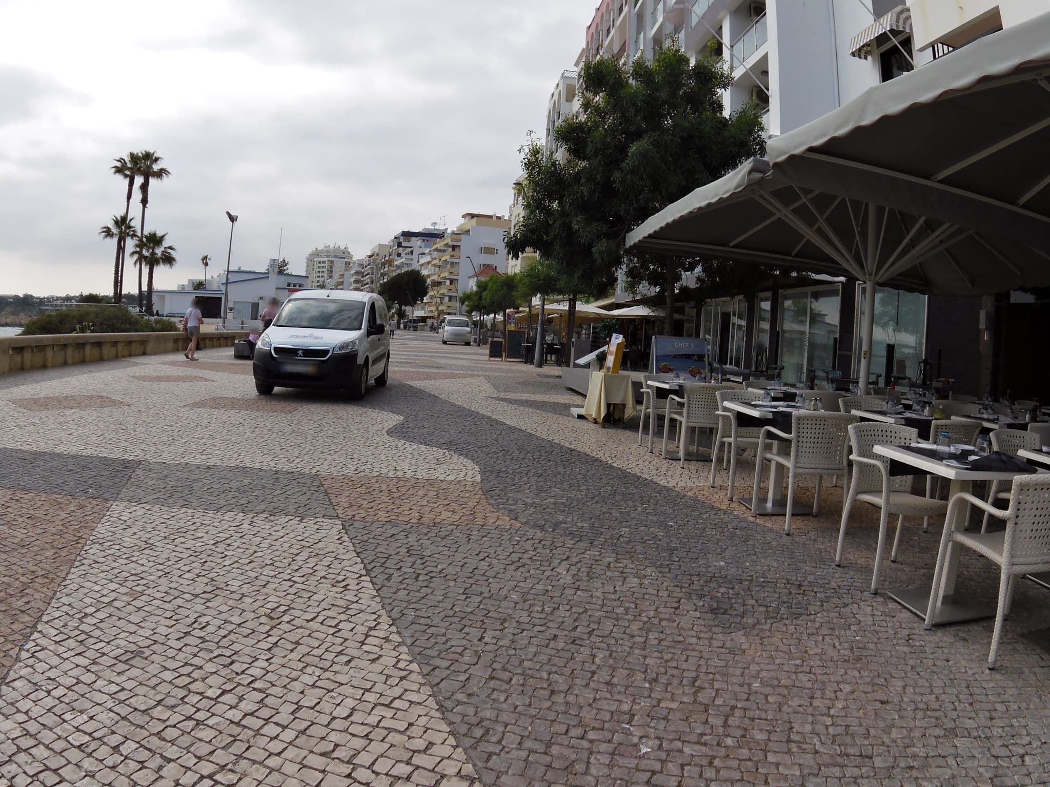 Street view near Hotel Apartamento Marany, Armação de Pêra — © marczoutendijk (CC BY-SA · Mapillary)