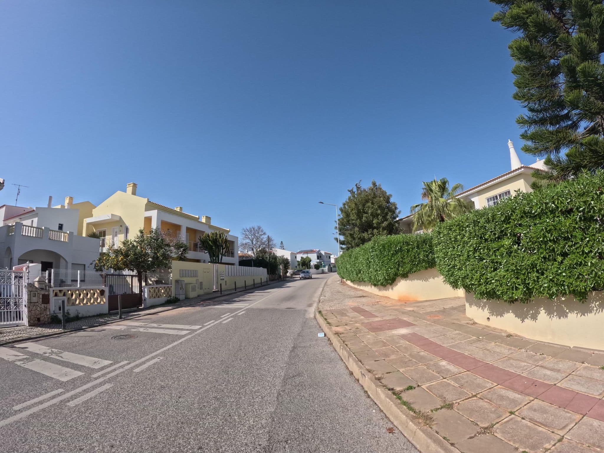 Street view near SunHostel, Portimão — © claudiop (CC BY-SA · Mapillary)