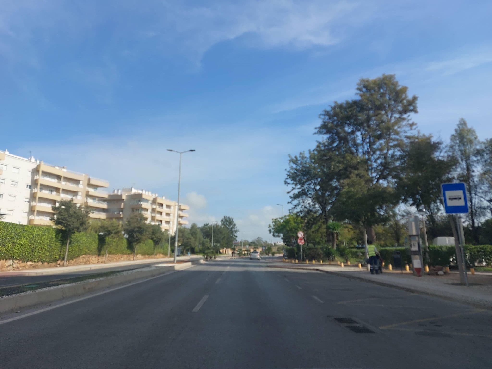 Street view near Jrg - Hotelaria, Ferragudo — © 5rmft (CC BY-SA · Mapillary)