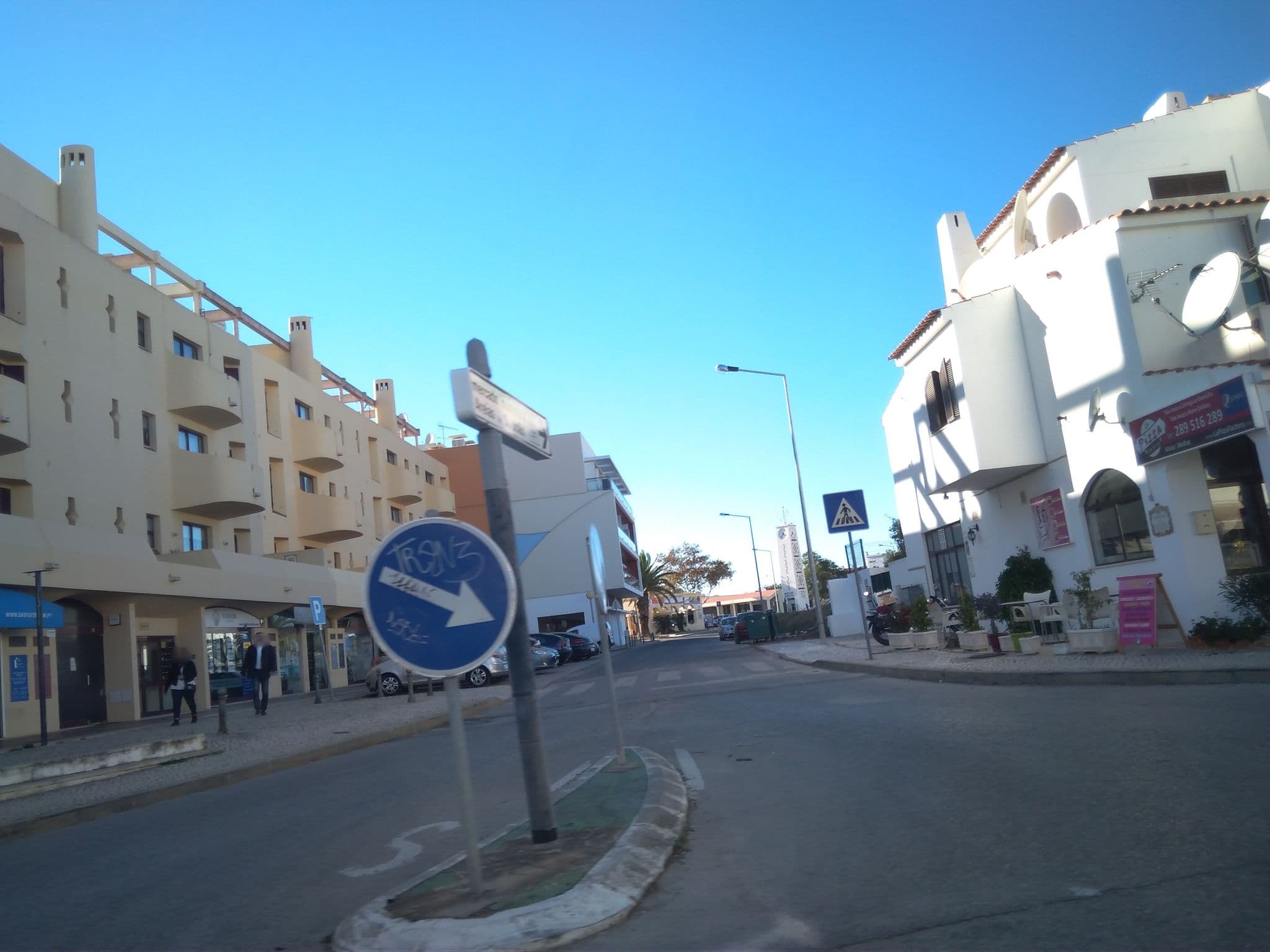 Street view near Akisol Albufeira Sail II, Albufeira — © mapfool (CC BY-SA · Mapillary)